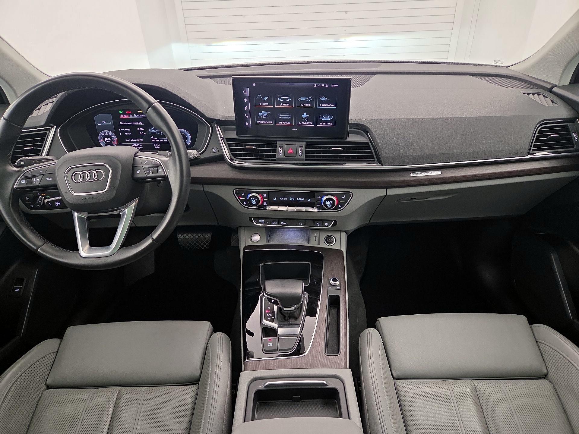 Thumbnail: 2022 Audi Q5 - 9