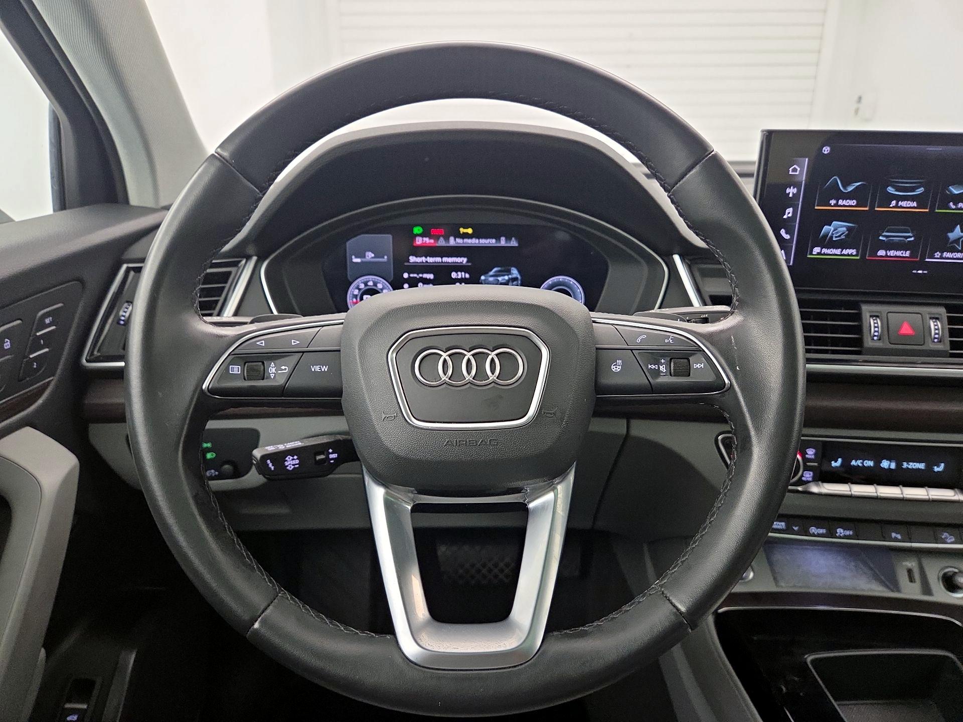 Thumbnail: 2022 Audi Q5 - 10