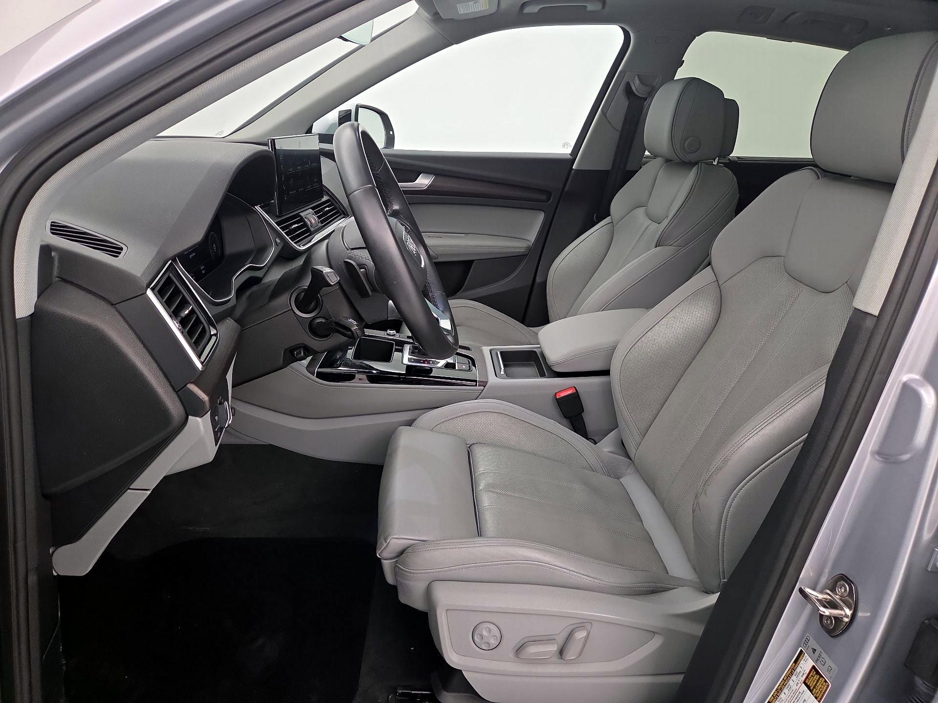 Thumbnail: 2022 Audi Q5 - 11