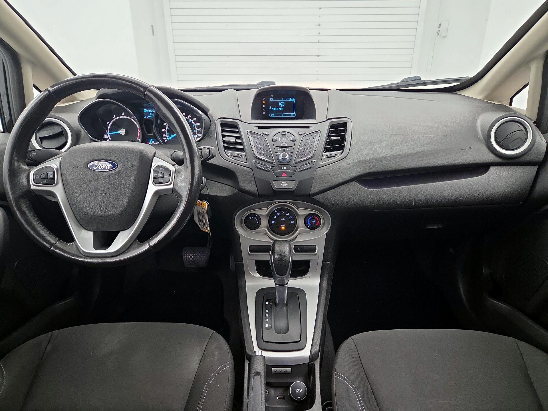 Thumbnail: 2016 Ford Fiesta - 9