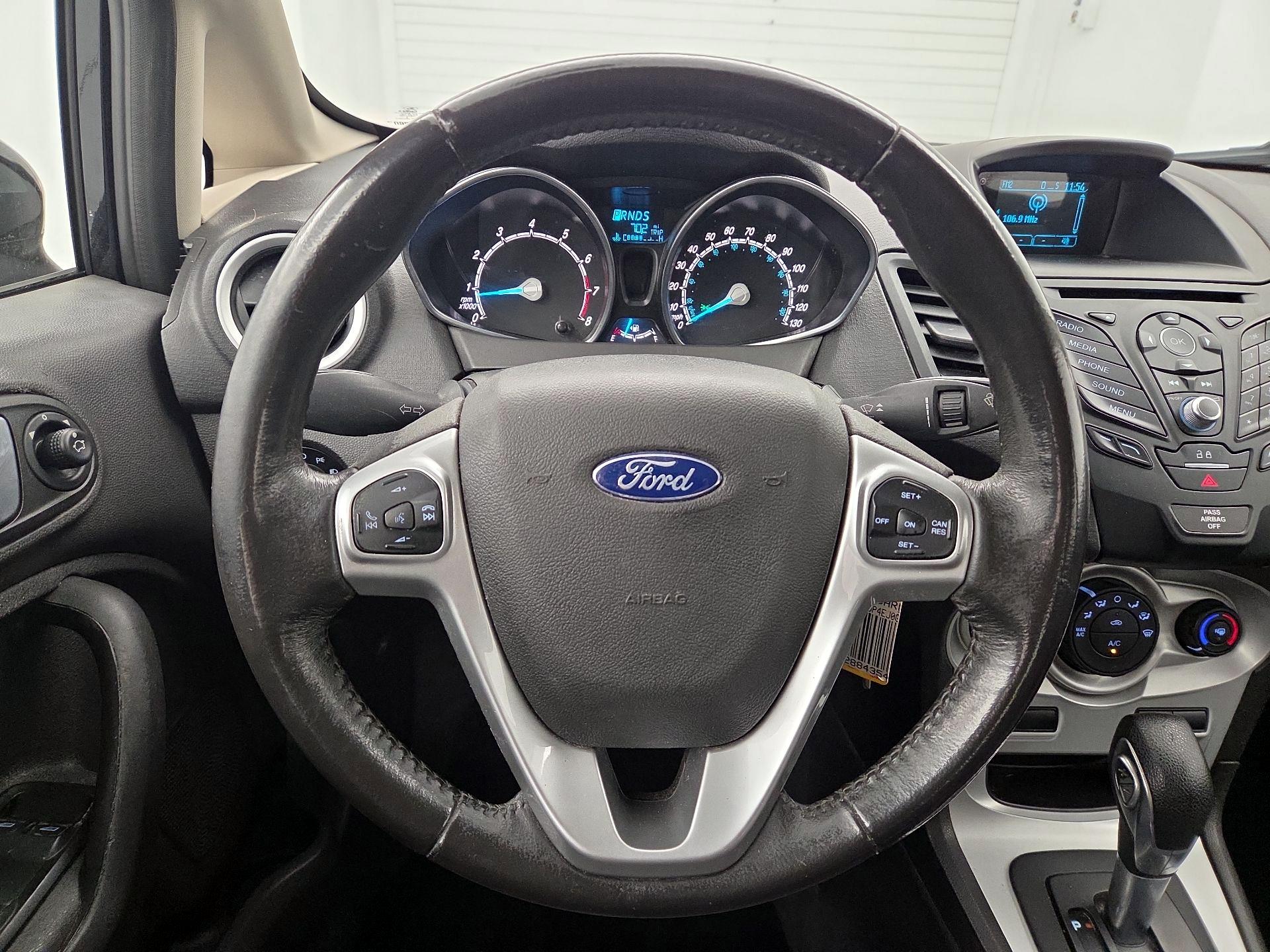 Thumbnail: 2016 Ford Fiesta - 10