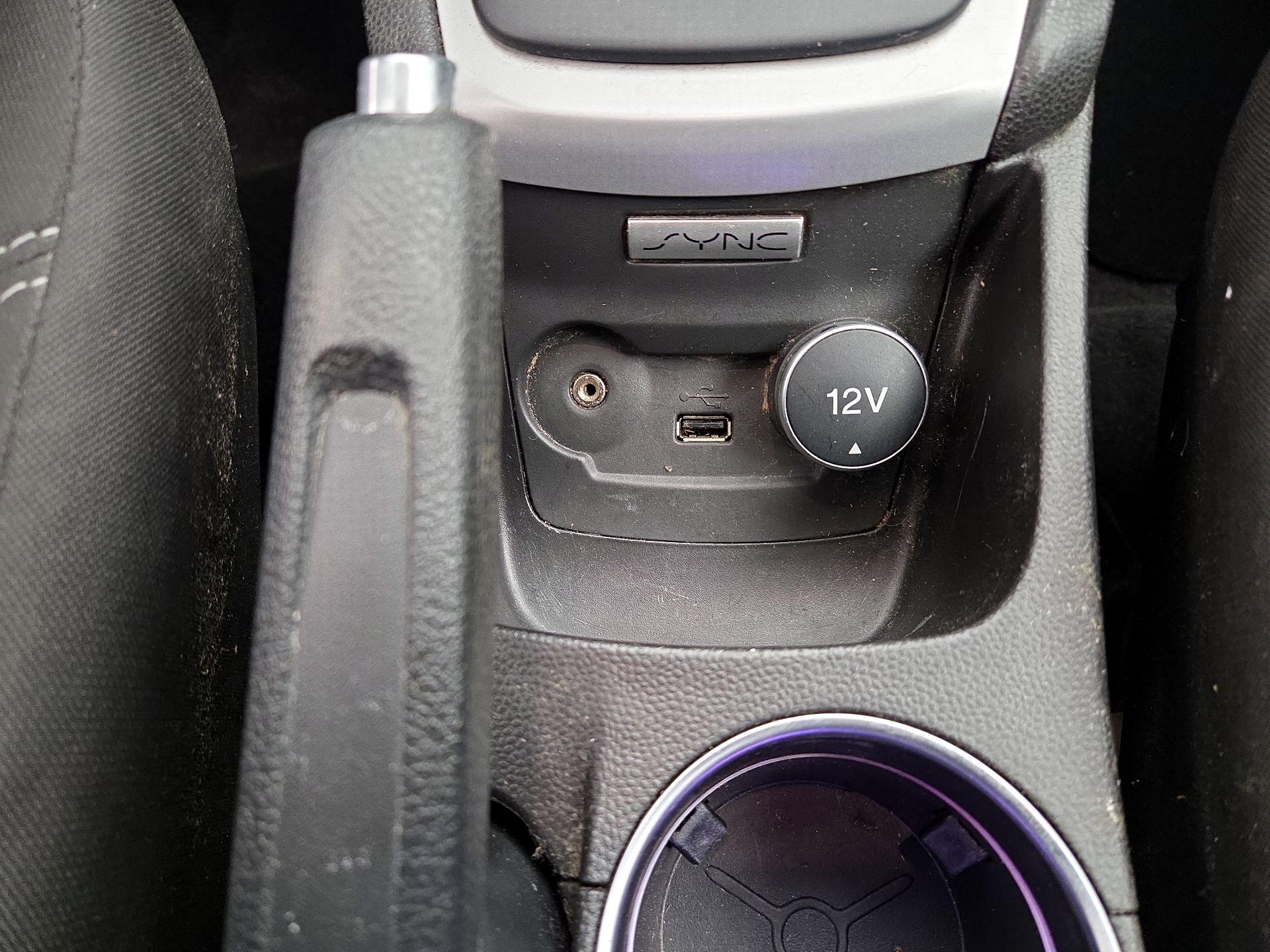 Thumbnail: 2016 Ford Fiesta - 17