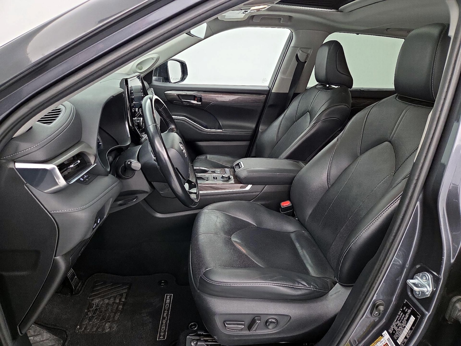 2021 Toyota Highlander Limited - Photo 12