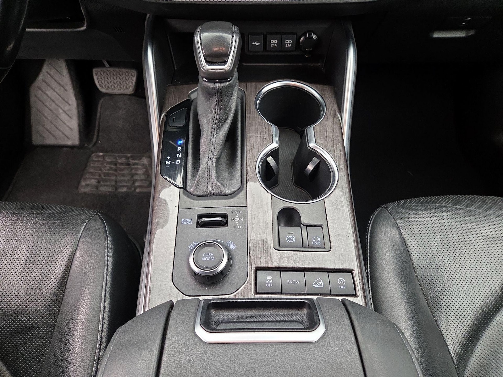 2021 Toyota Highlander Limited - Photo 19