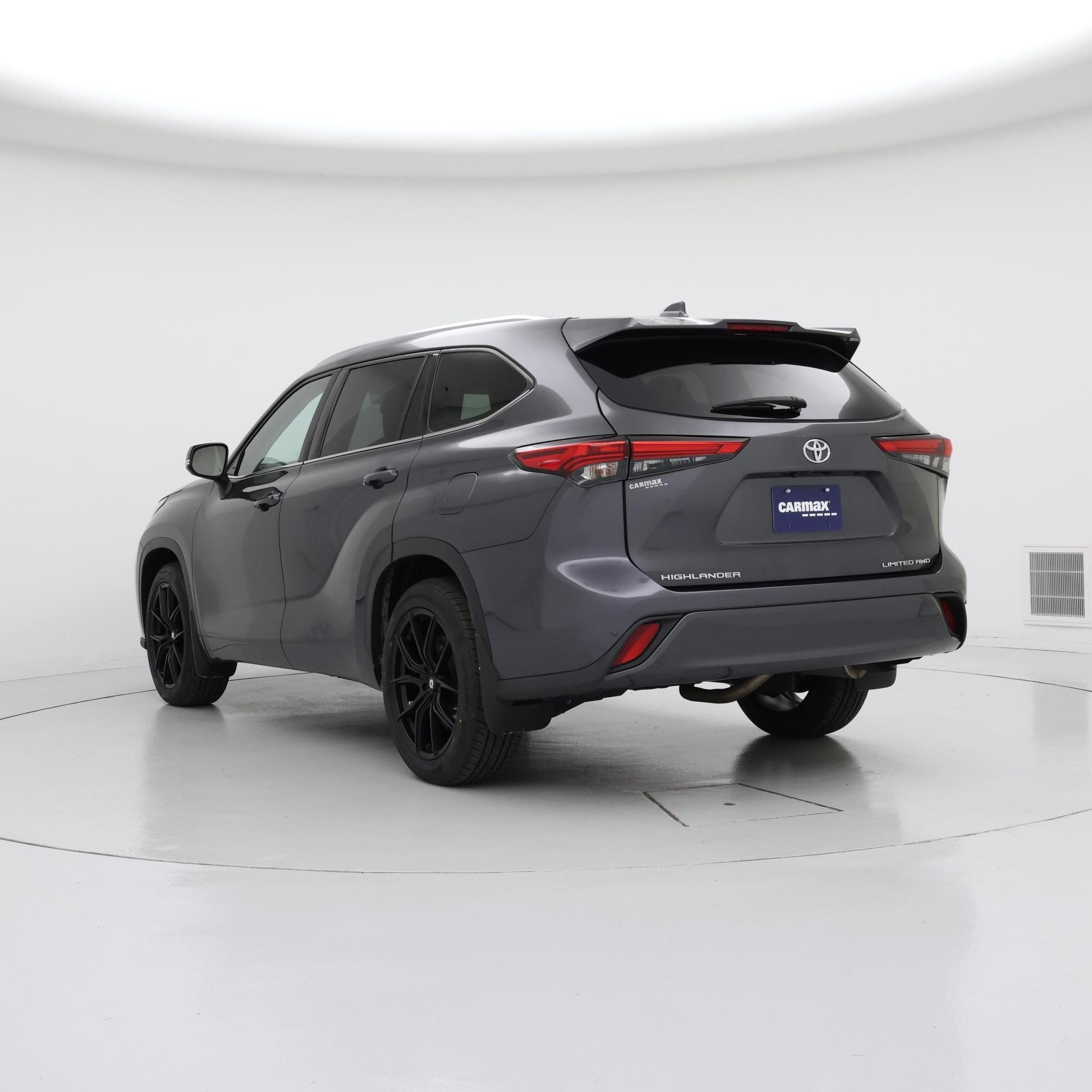 Thumbnail: 2021 Toyota Highlander - 2