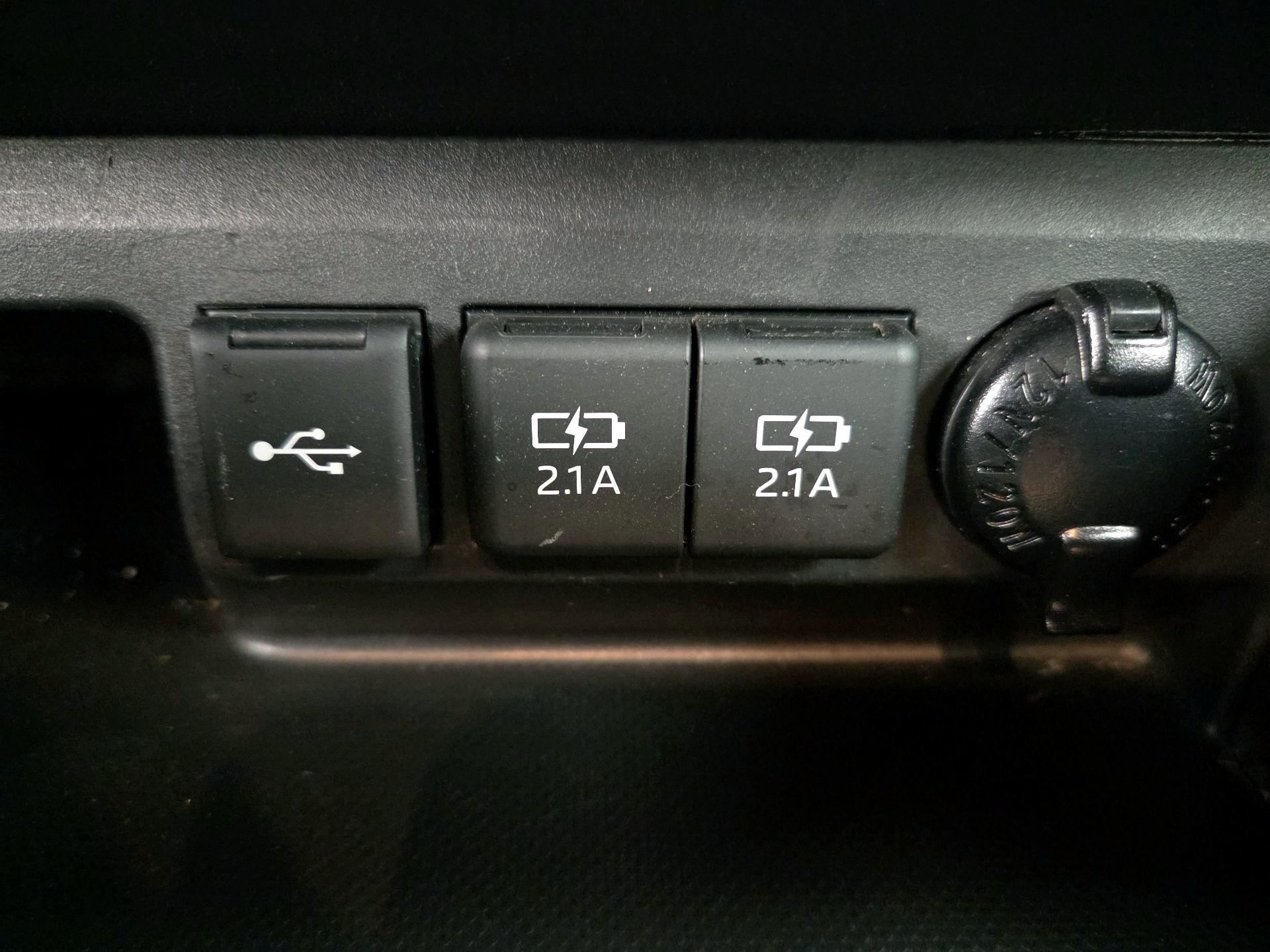 Thumbnail: 2021 Toyota Highlander - 19