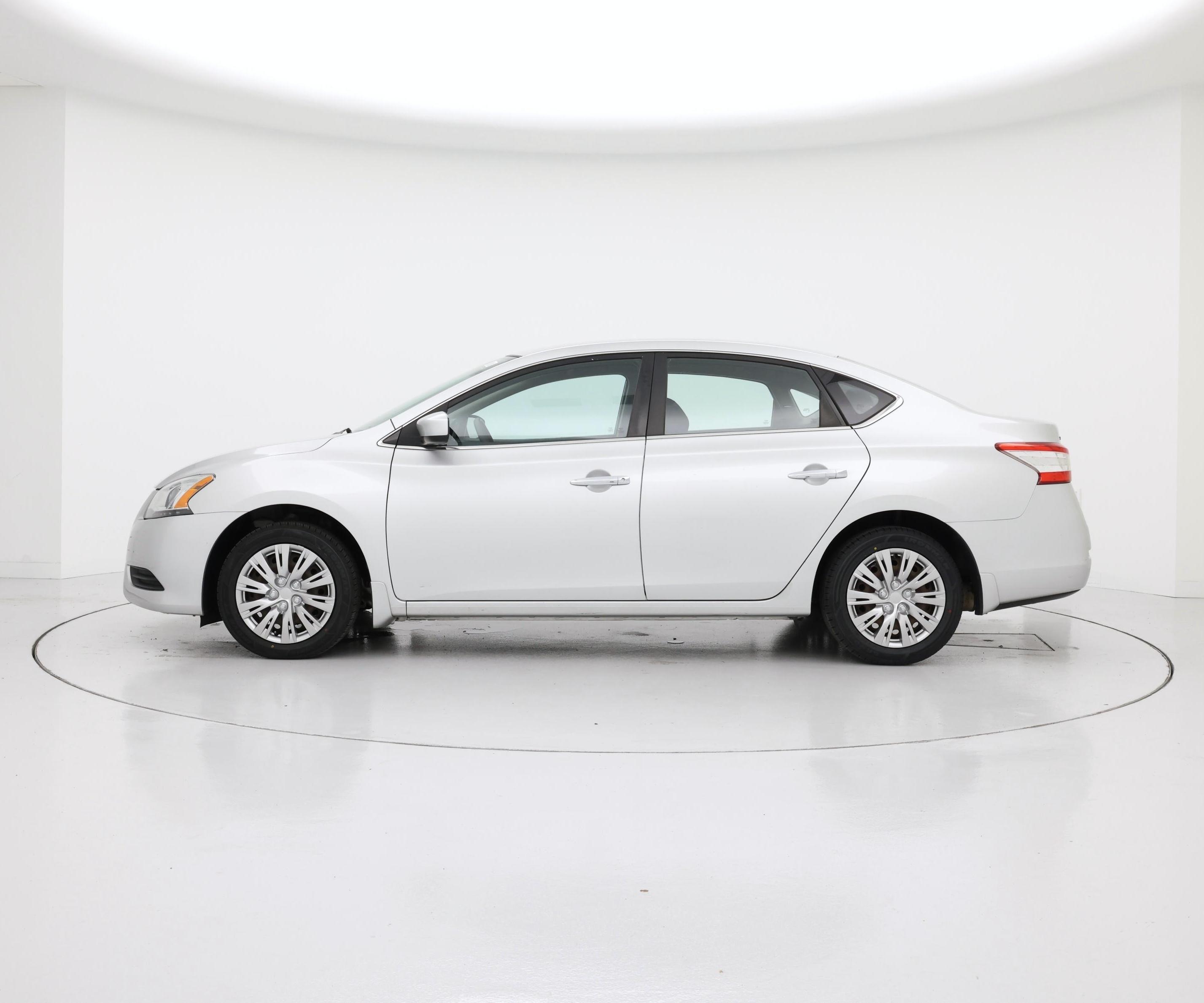 Thumbnail: 2014 Nissan Sentra - 3