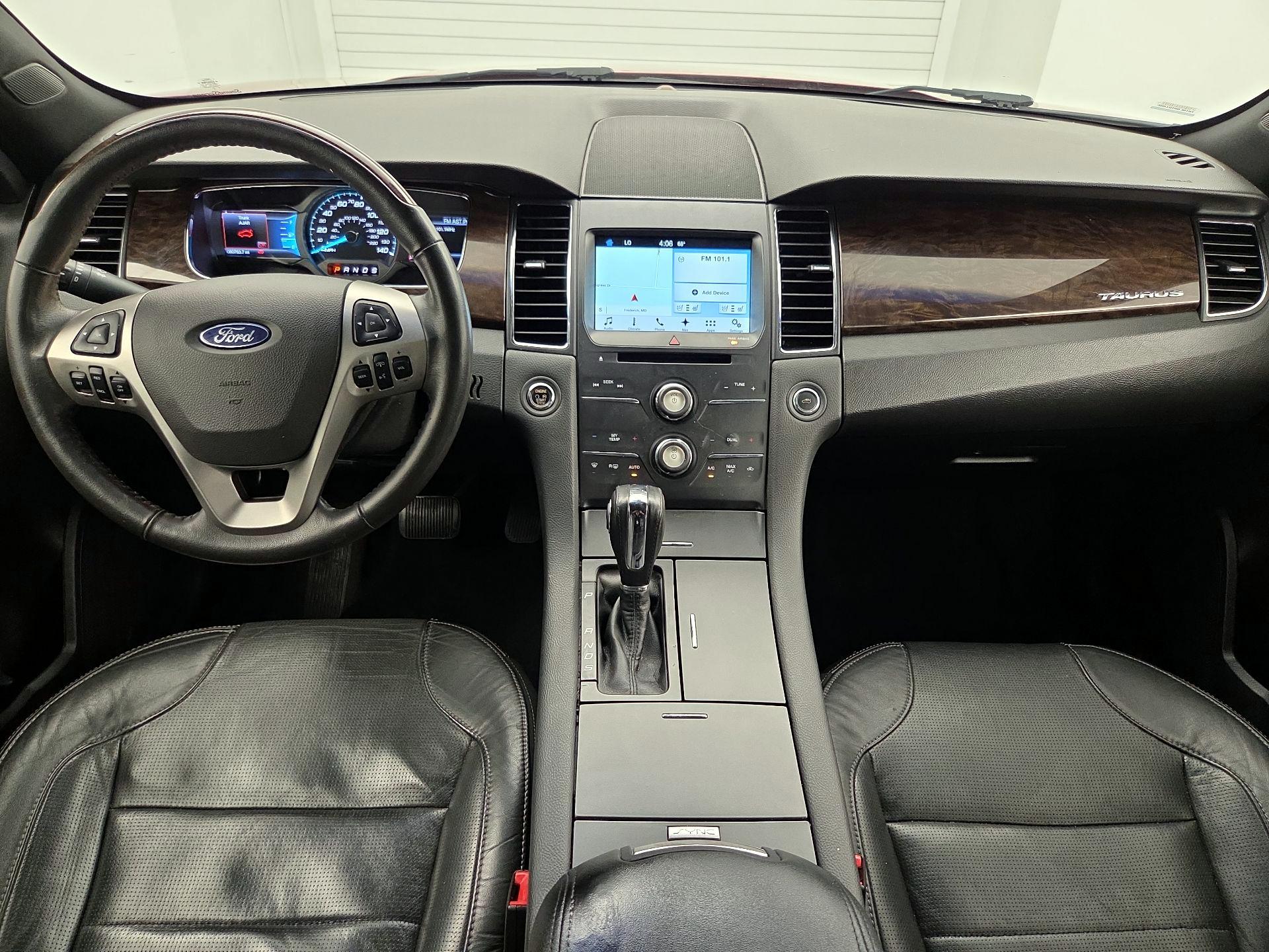 Thumbnail: 2016 Ford Taurus - 9