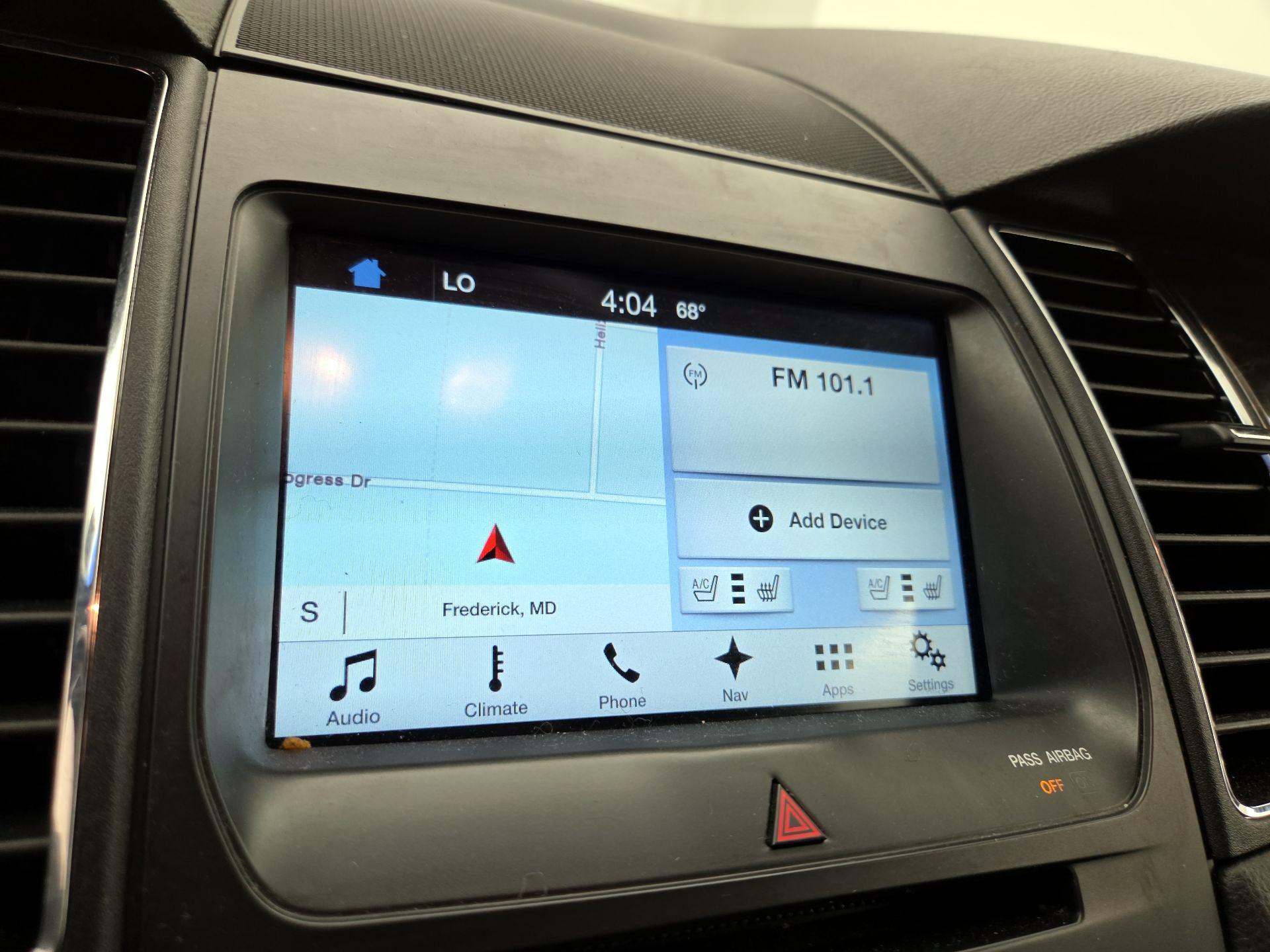 Thumbnail: 2016 Ford Taurus - 15
