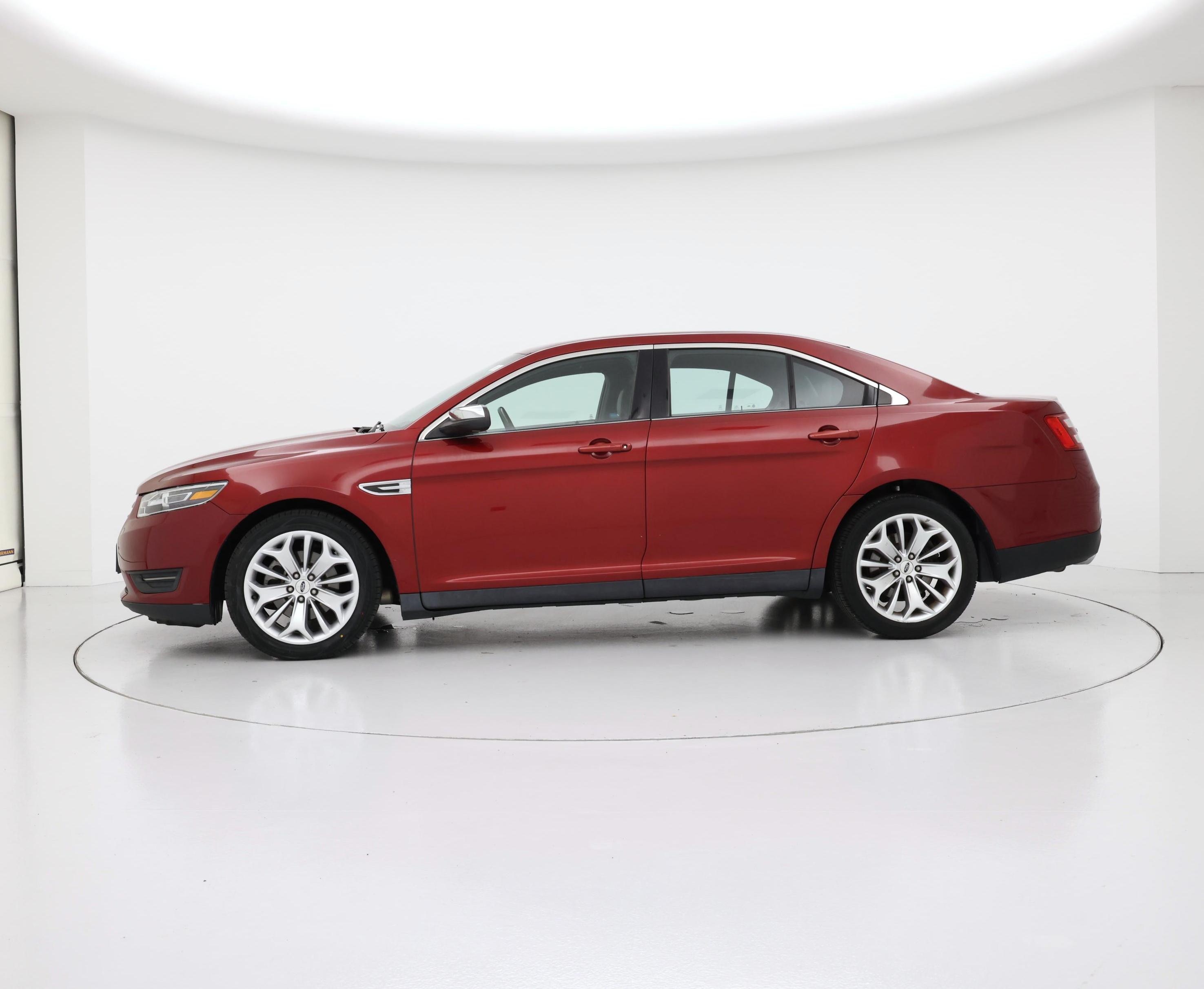 Thumbnail: 2016 Ford Taurus - 3