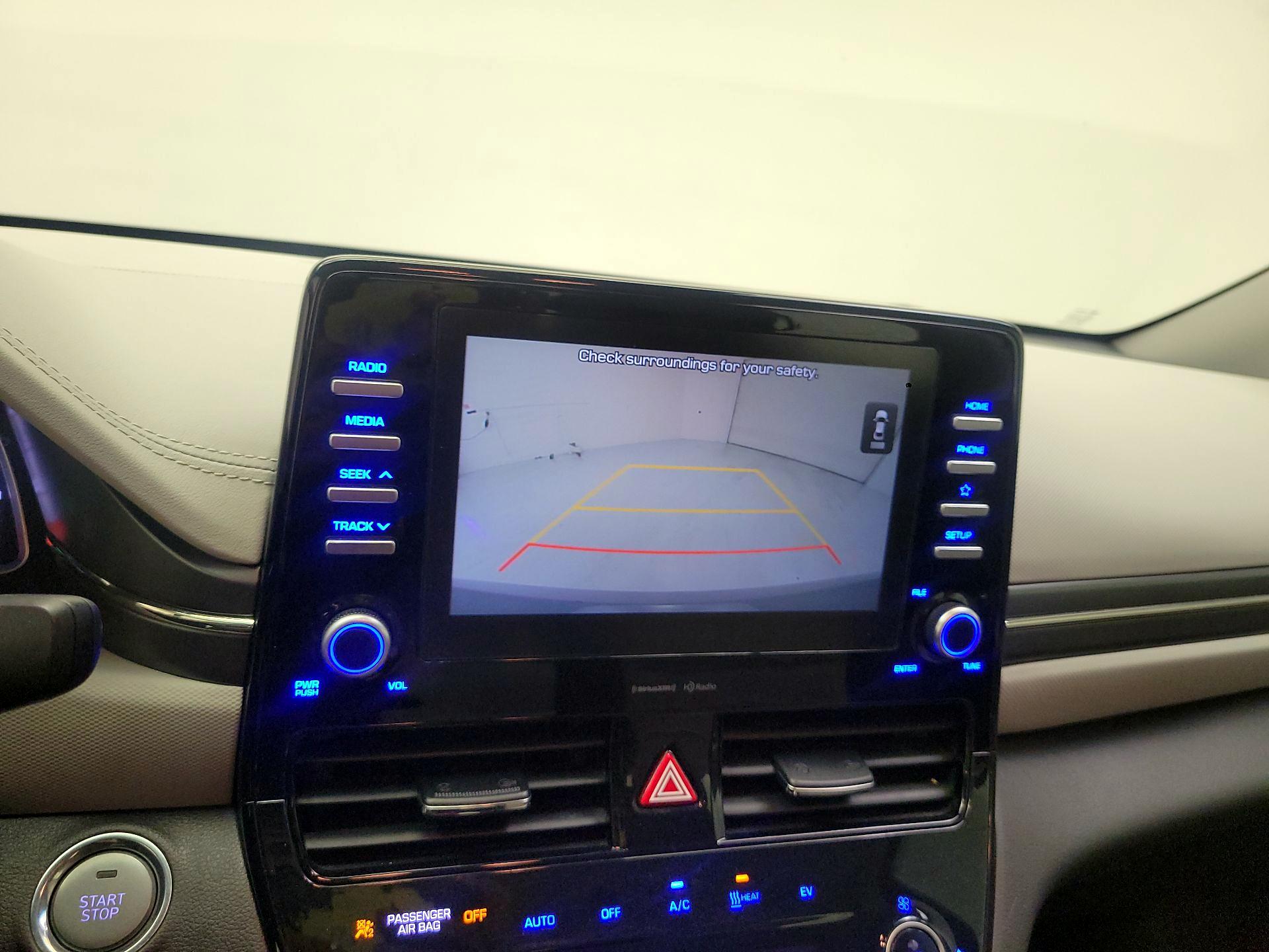 Thumbnail: 2020 Hyundai Ioniq - 14