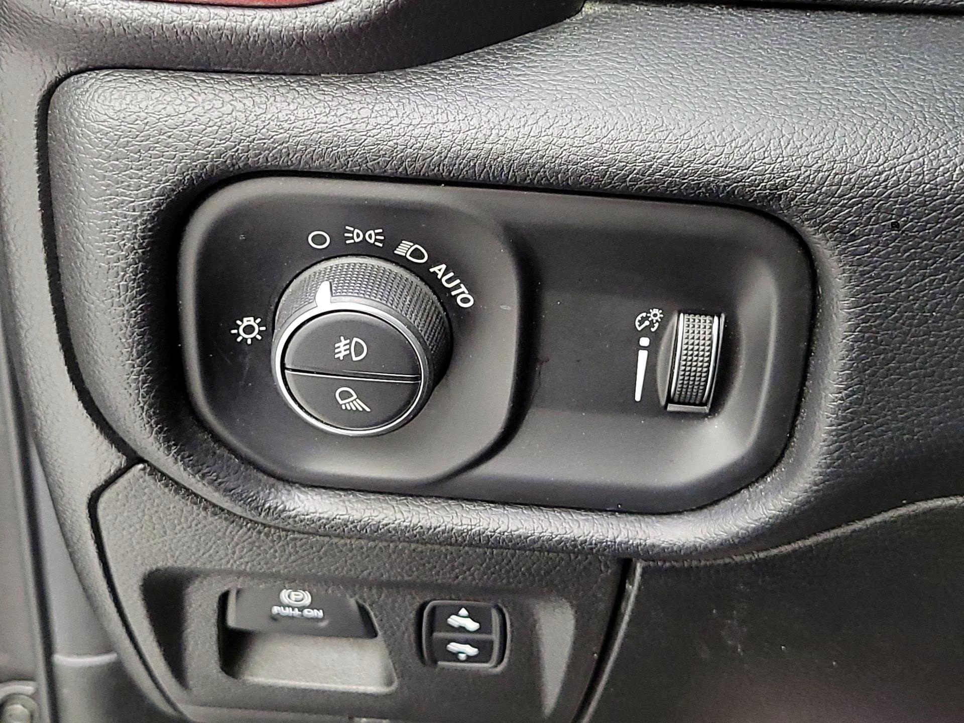 Thumbnail: 2020 RAM 1500 - 13