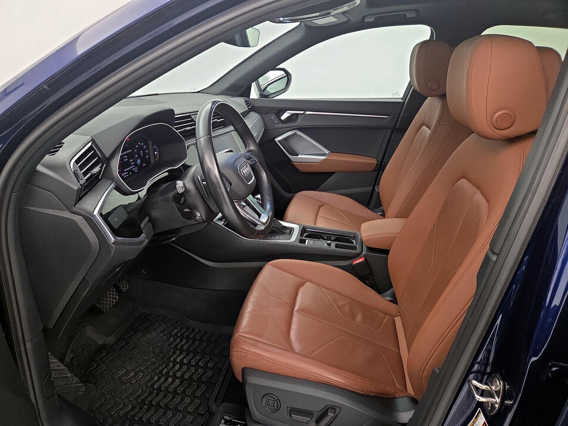 Thumbnail: 2022 Audi Q3 - 11