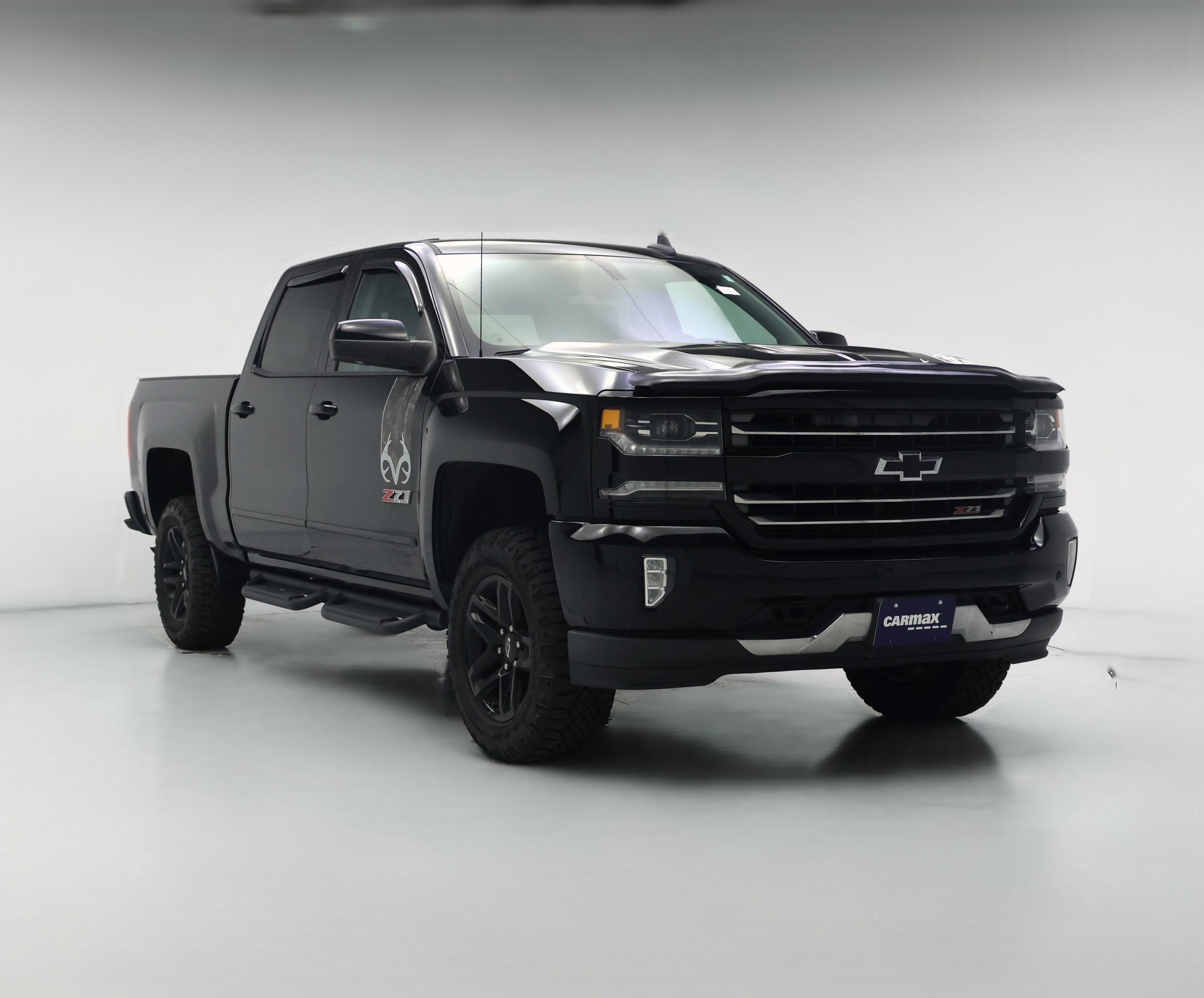 Thumbnail: 2017 Chevrolet Silverado 1500 - 1