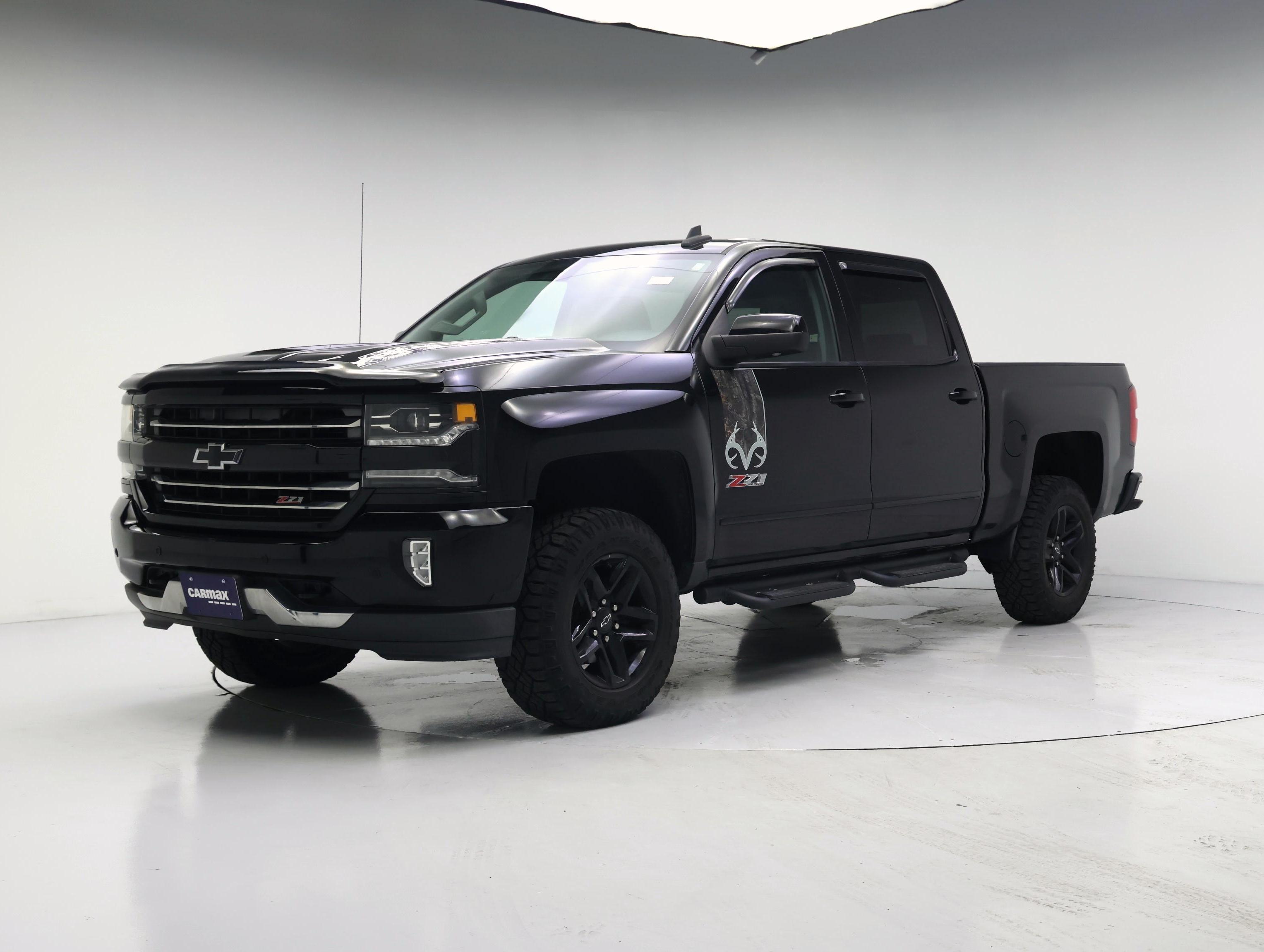 Thumbnail: 2017 Chevrolet Silverado 1500 - 4