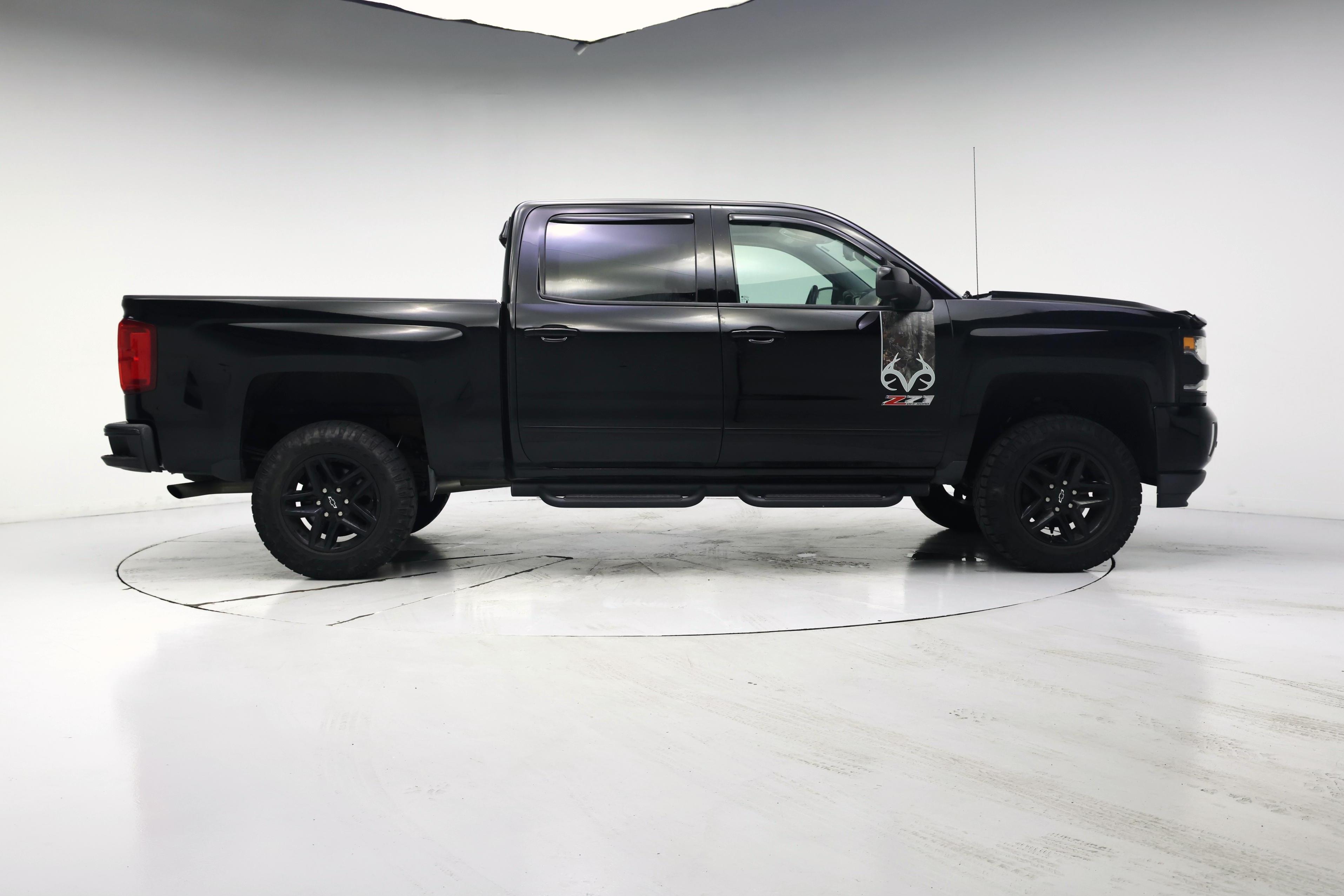 Thumbnail: 2017 Chevrolet Silverado 1500 - 7