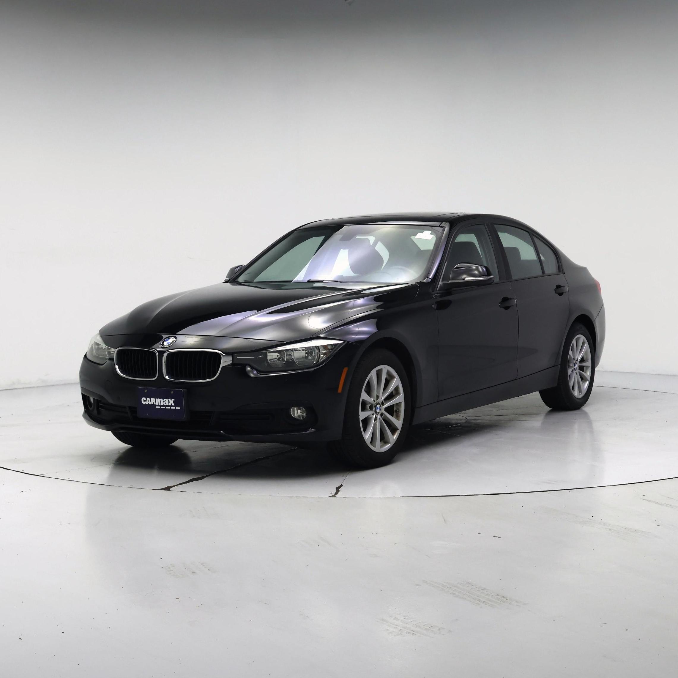 Thumbnail: 2017 BMW 3 Series - 4
