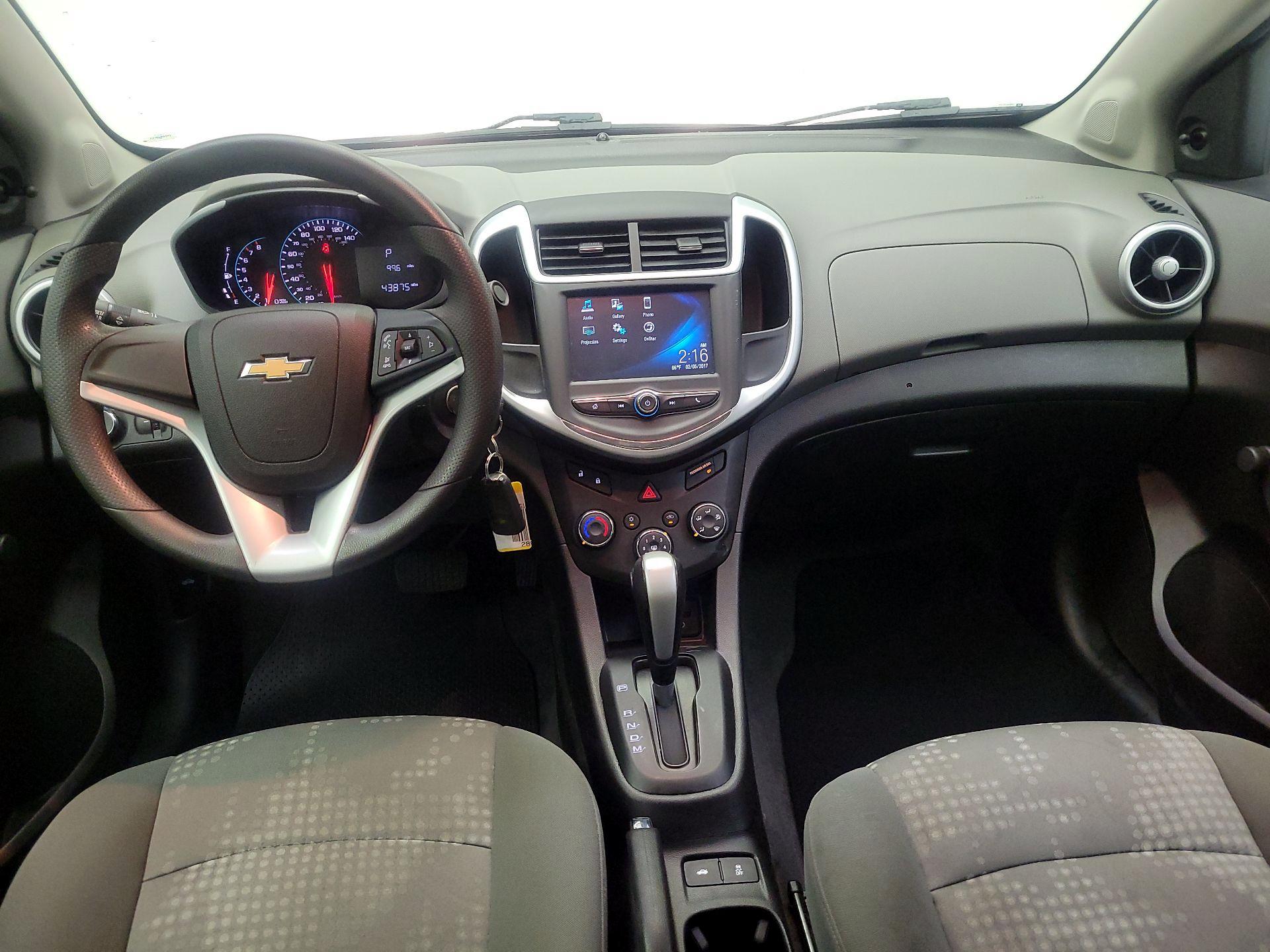 Thumbnail: 2017 Chevrolet Sonic - 9
