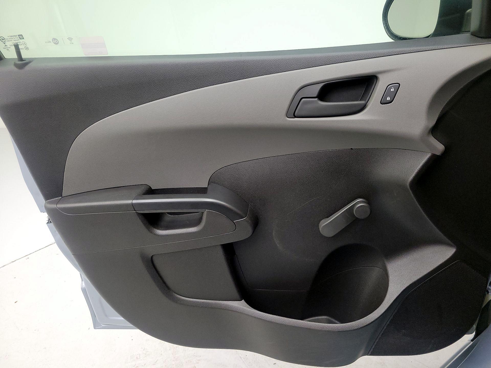 Thumbnail: 2017 Chevrolet Sonic - 12