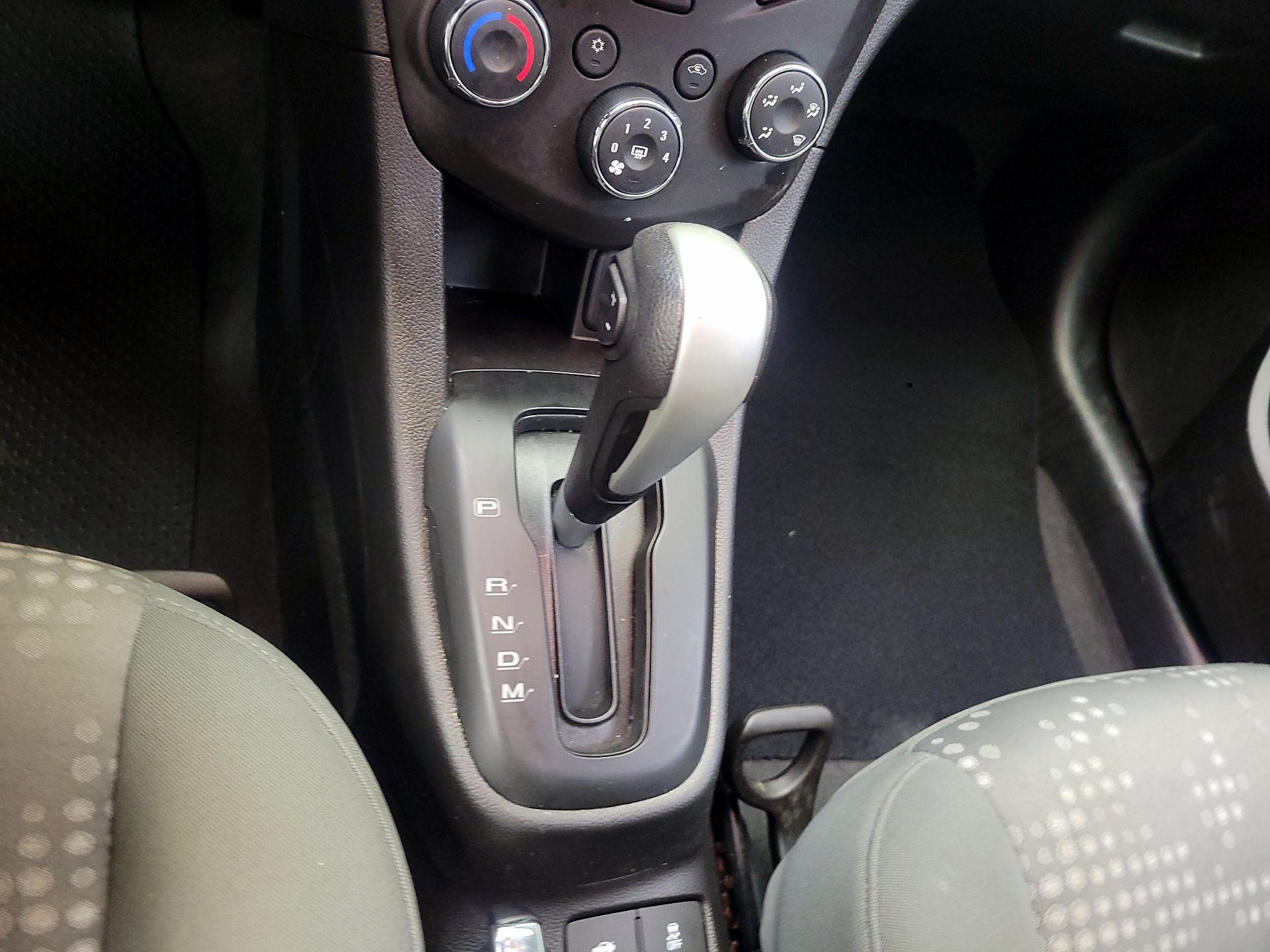 Thumbnail: 2017 Chevrolet Sonic - 17