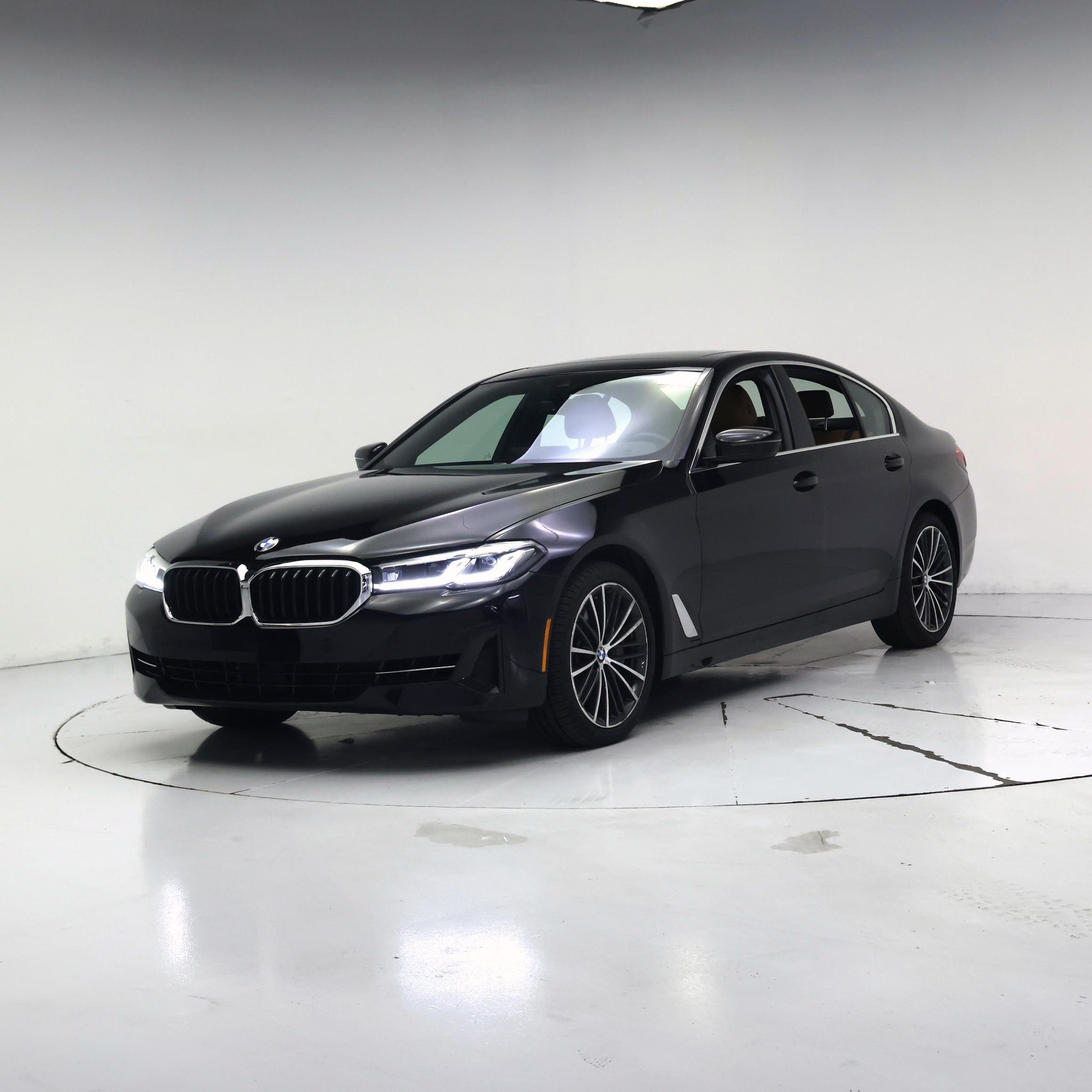 Thumbnail: 2023 BMW 5 Series - 4