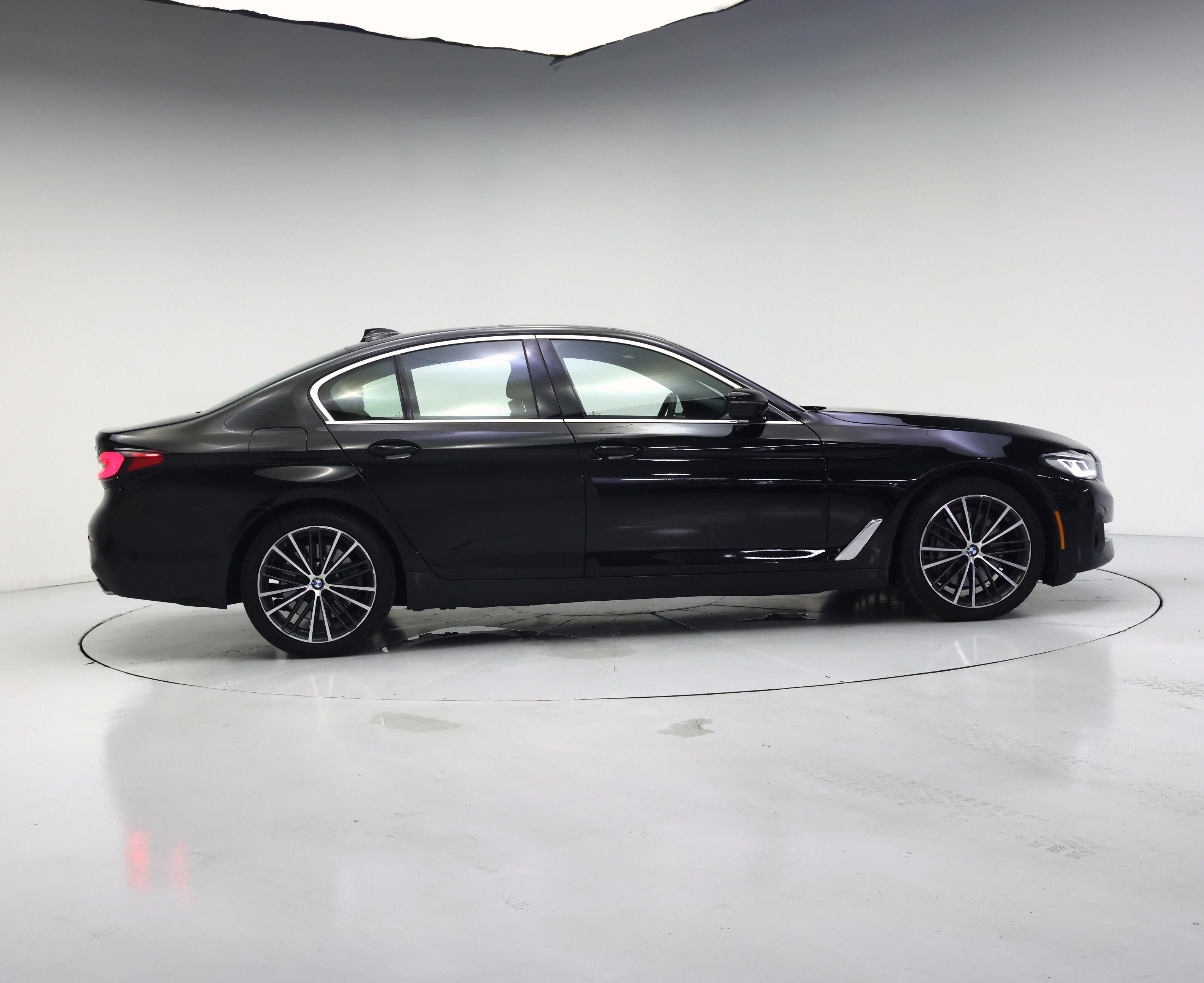 Thumbnail: 2023 BMW 5 Series - 7