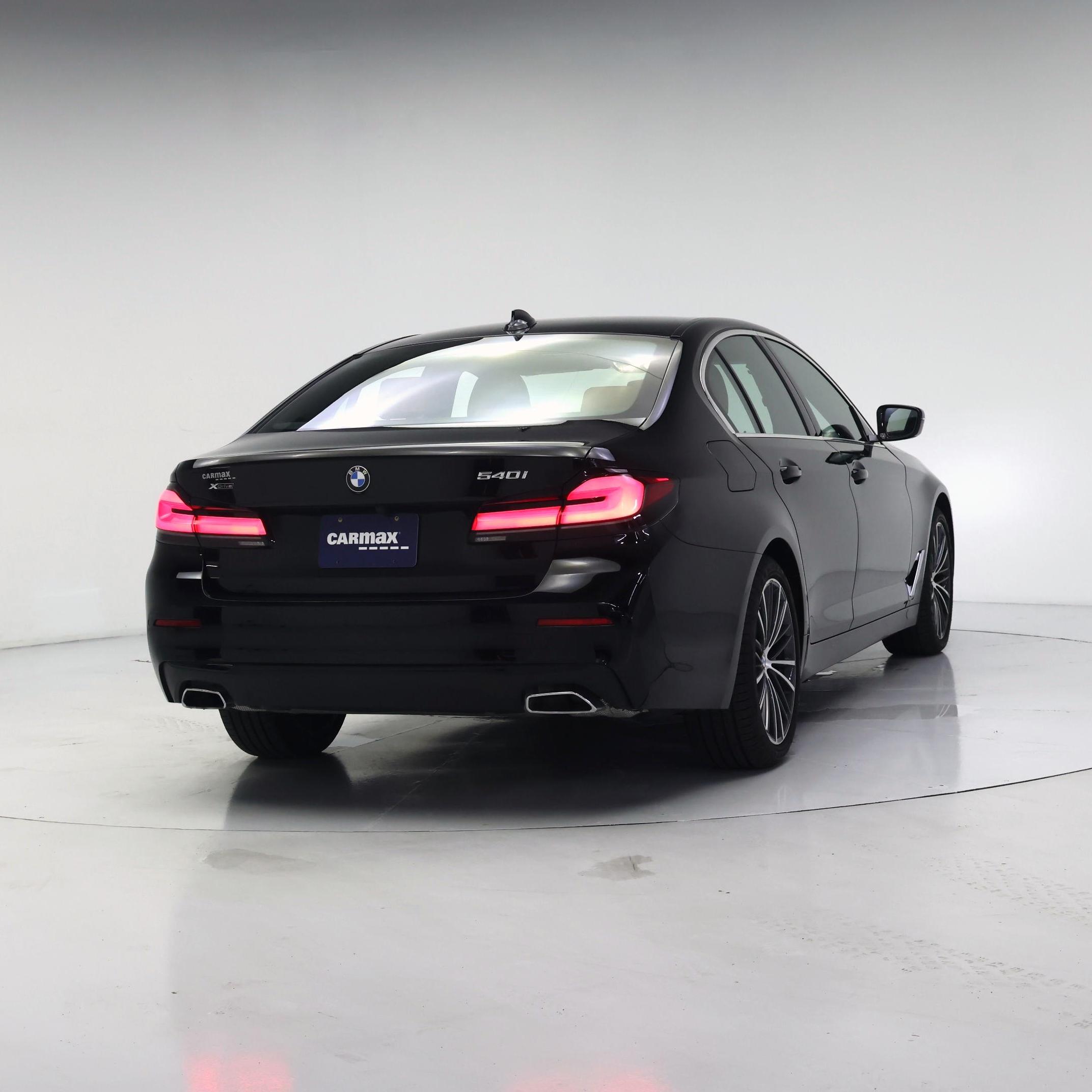 Thumbnail: 2023 BMW 5 Series - 8