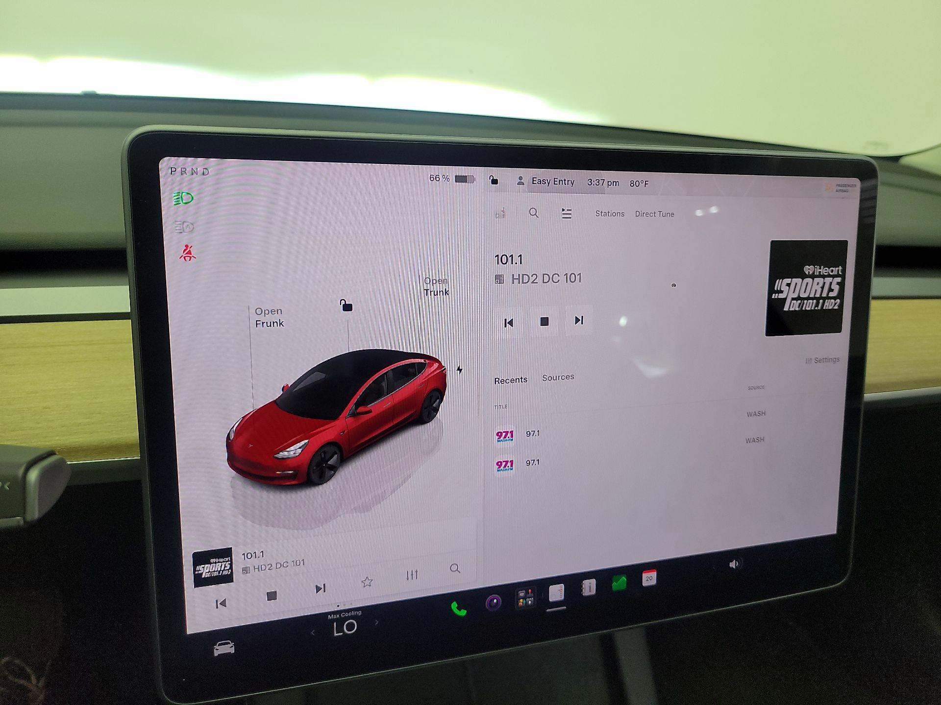 Thumbnail: 2023 Tesla Model 3 - 15
