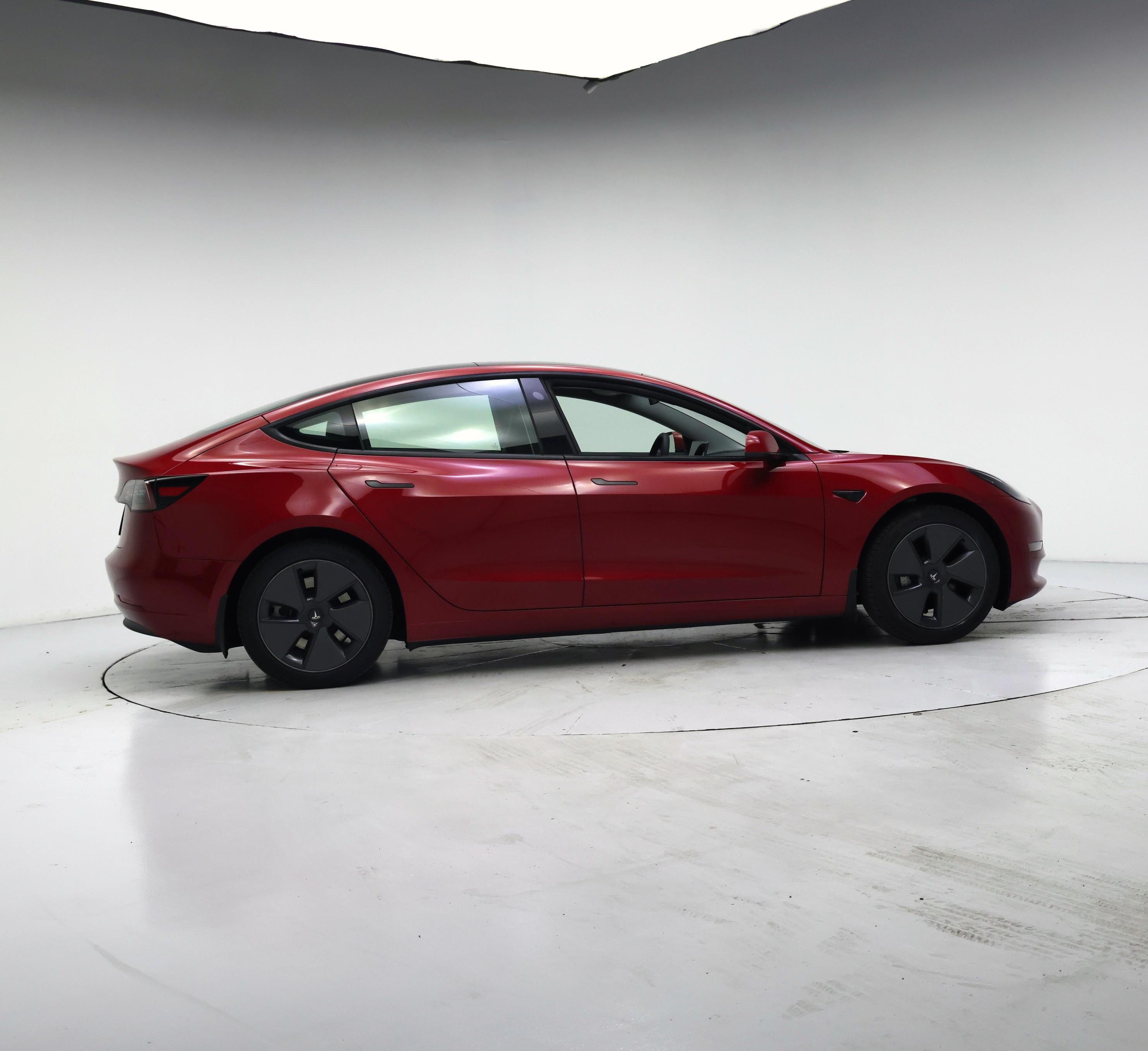 Thumbnail: 2023 Tesla Model 3 - 7