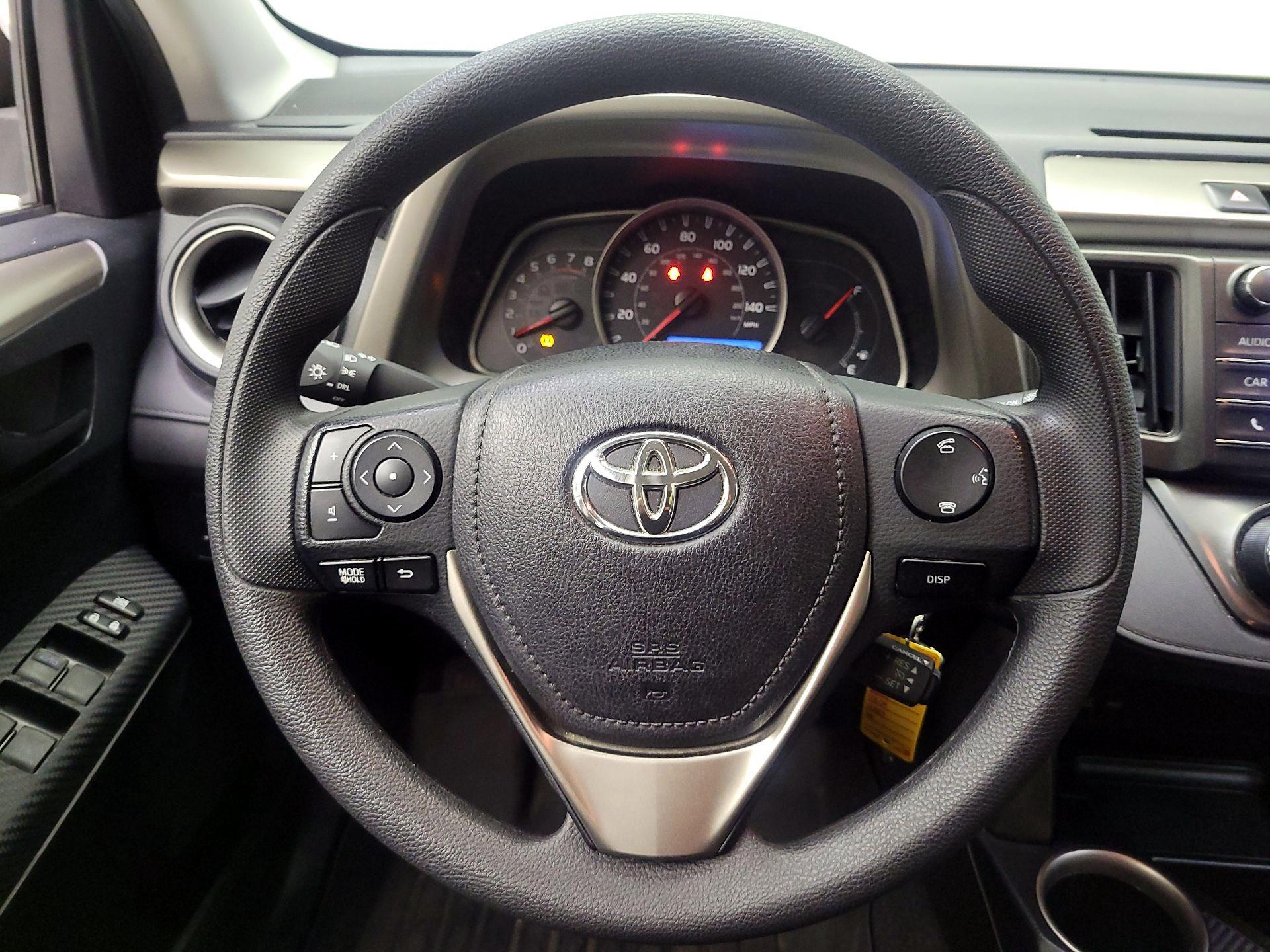 Thumbnail: 2014 Toyota RAV4 - 10