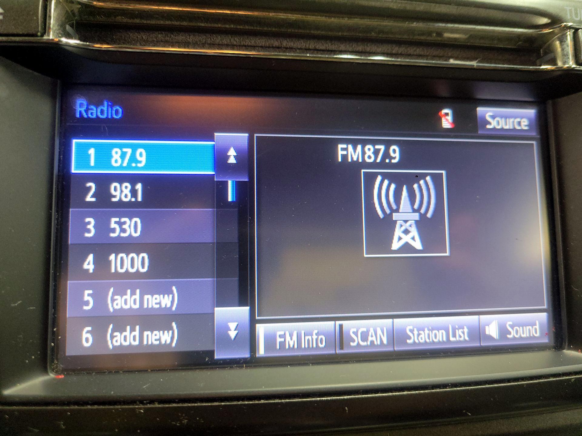 Thumbnail: 2014 Toyota RAV4 - 15