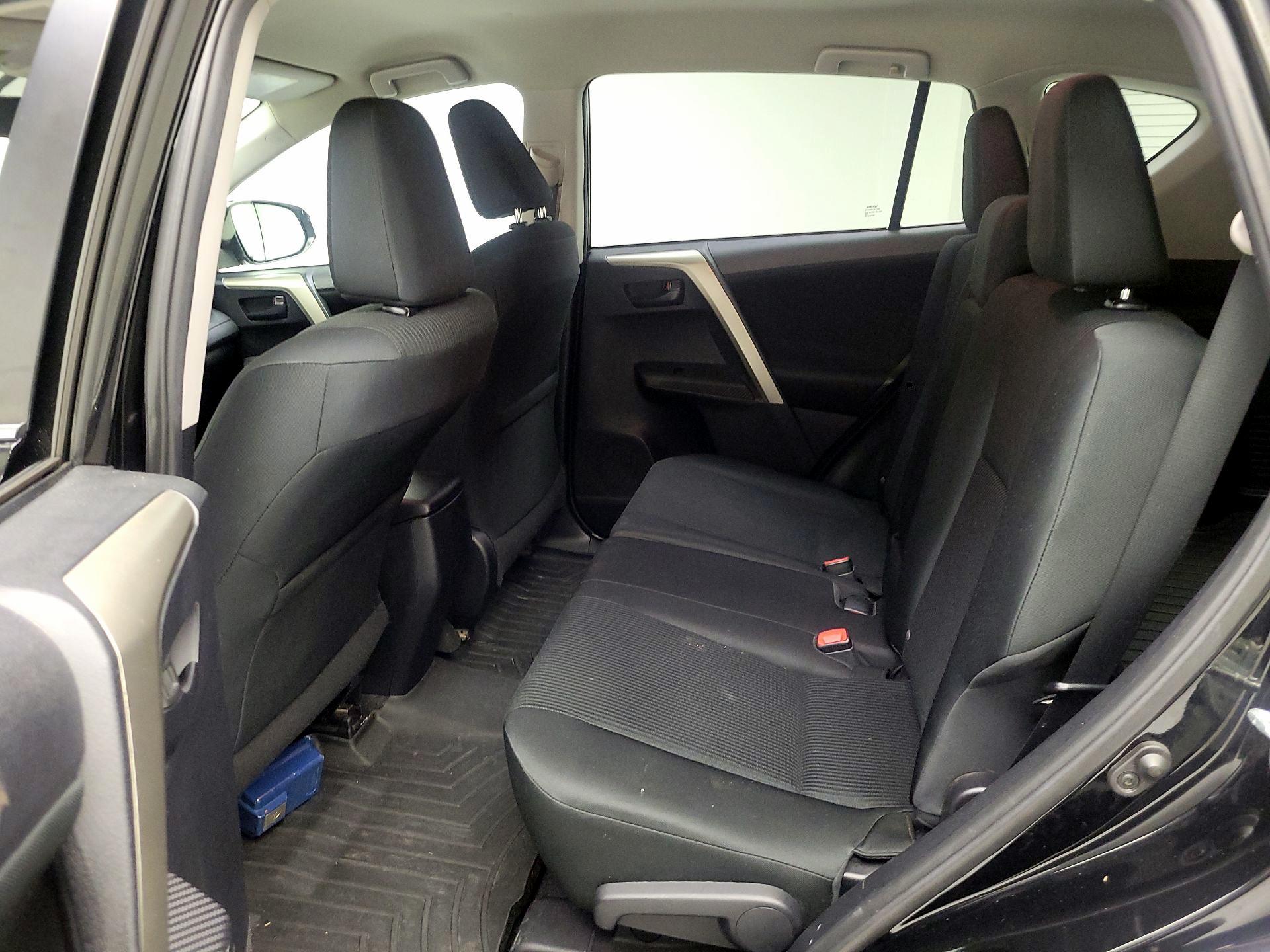 Thumbnail: 2014 Toyota RAV4 - 19