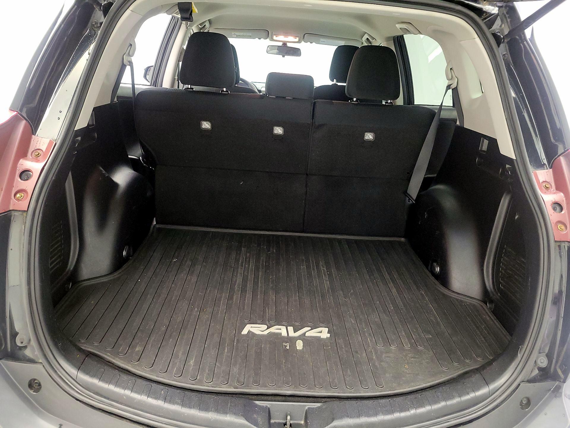 Thumbnail: 2014 Toyota RAV4 - 20
