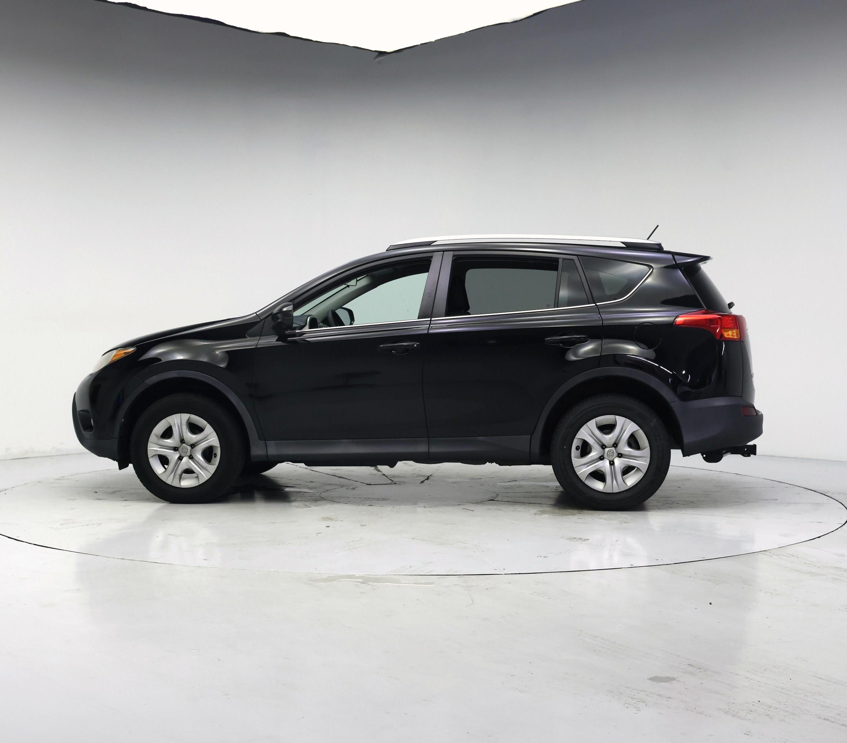 Thumbnail: 2014 Toyota RAV4 - 3