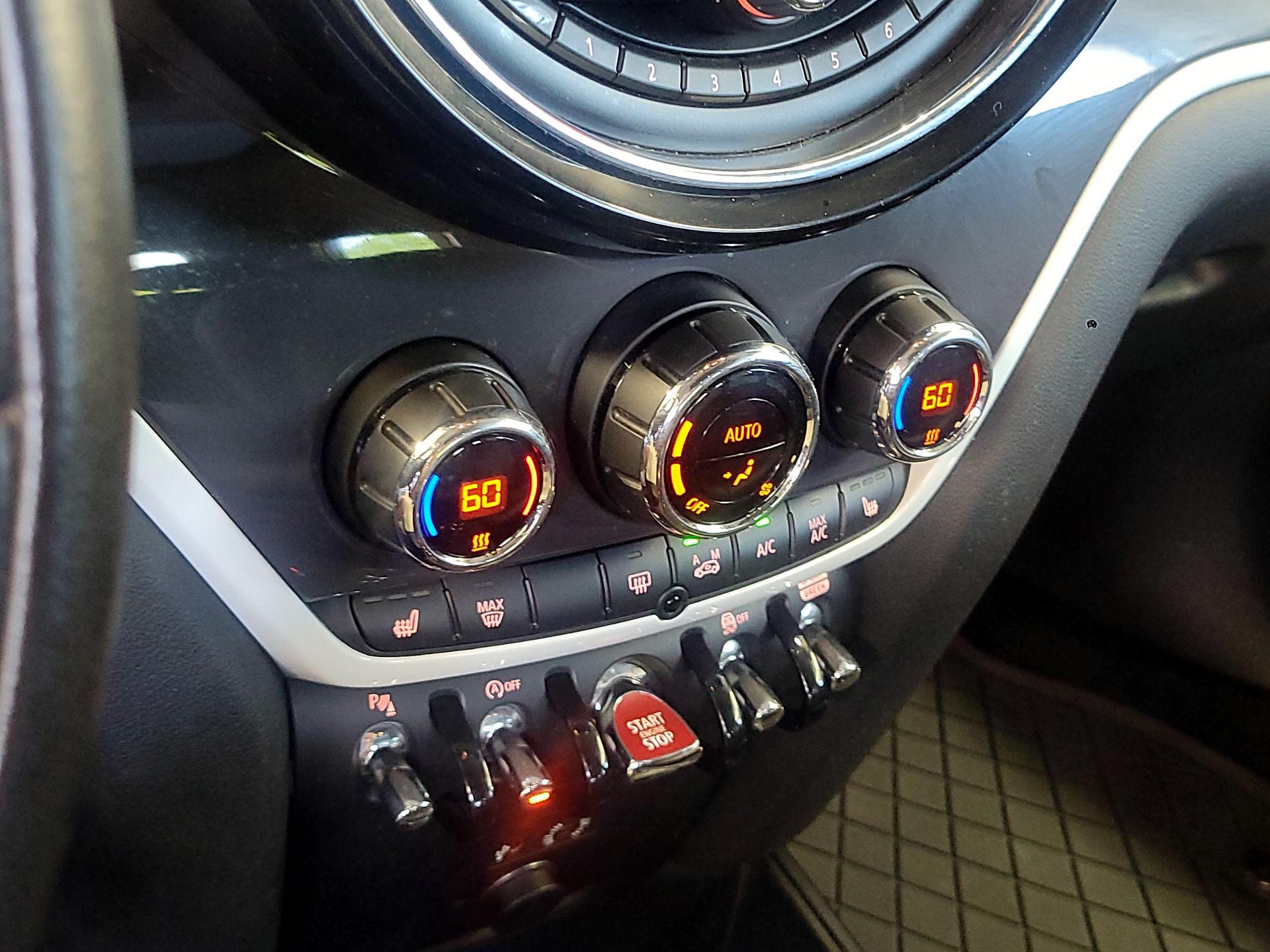Thumbnail: 2018 MINI Cooper Countryman - 17