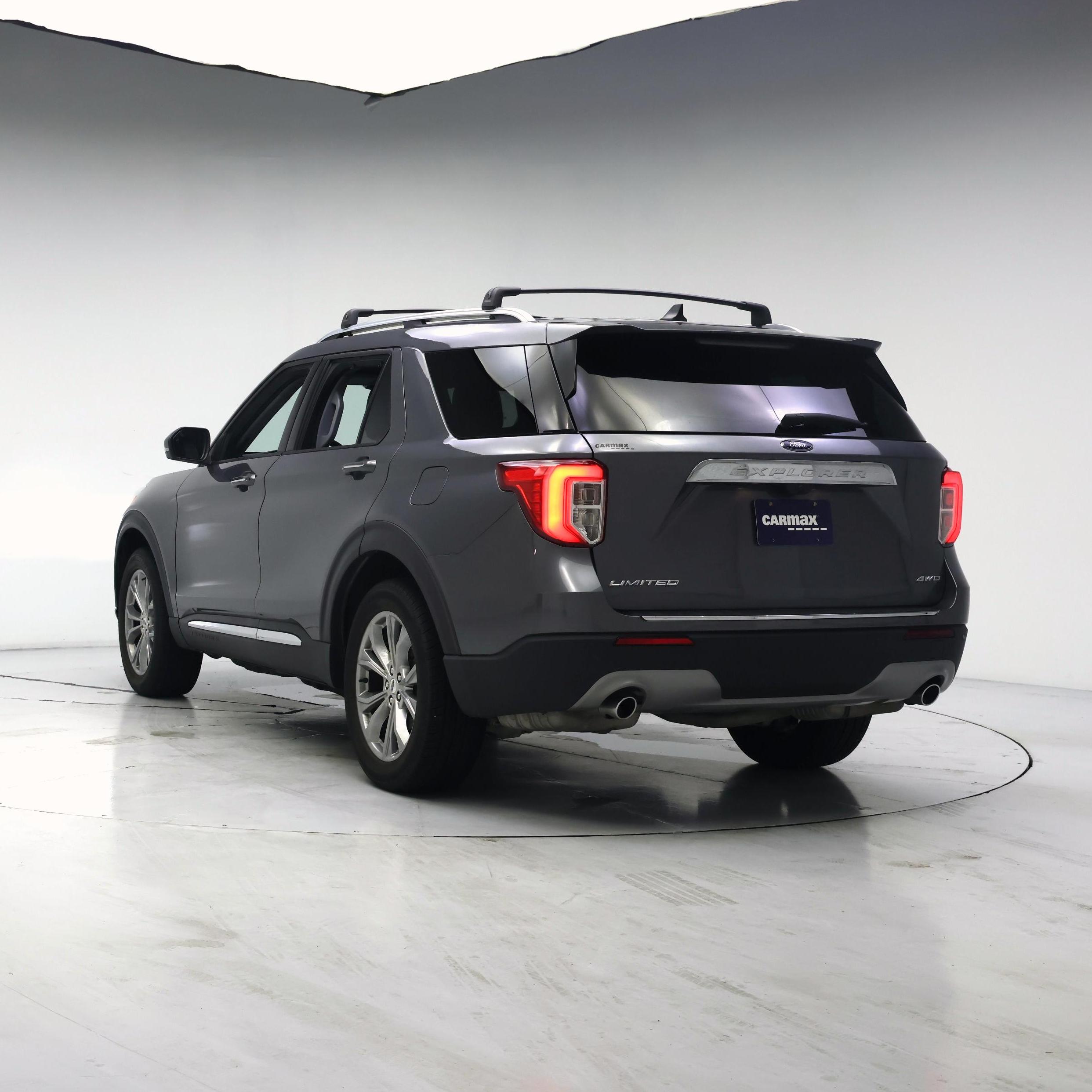 Thumbnail: 2021 Ford Explorer - 6