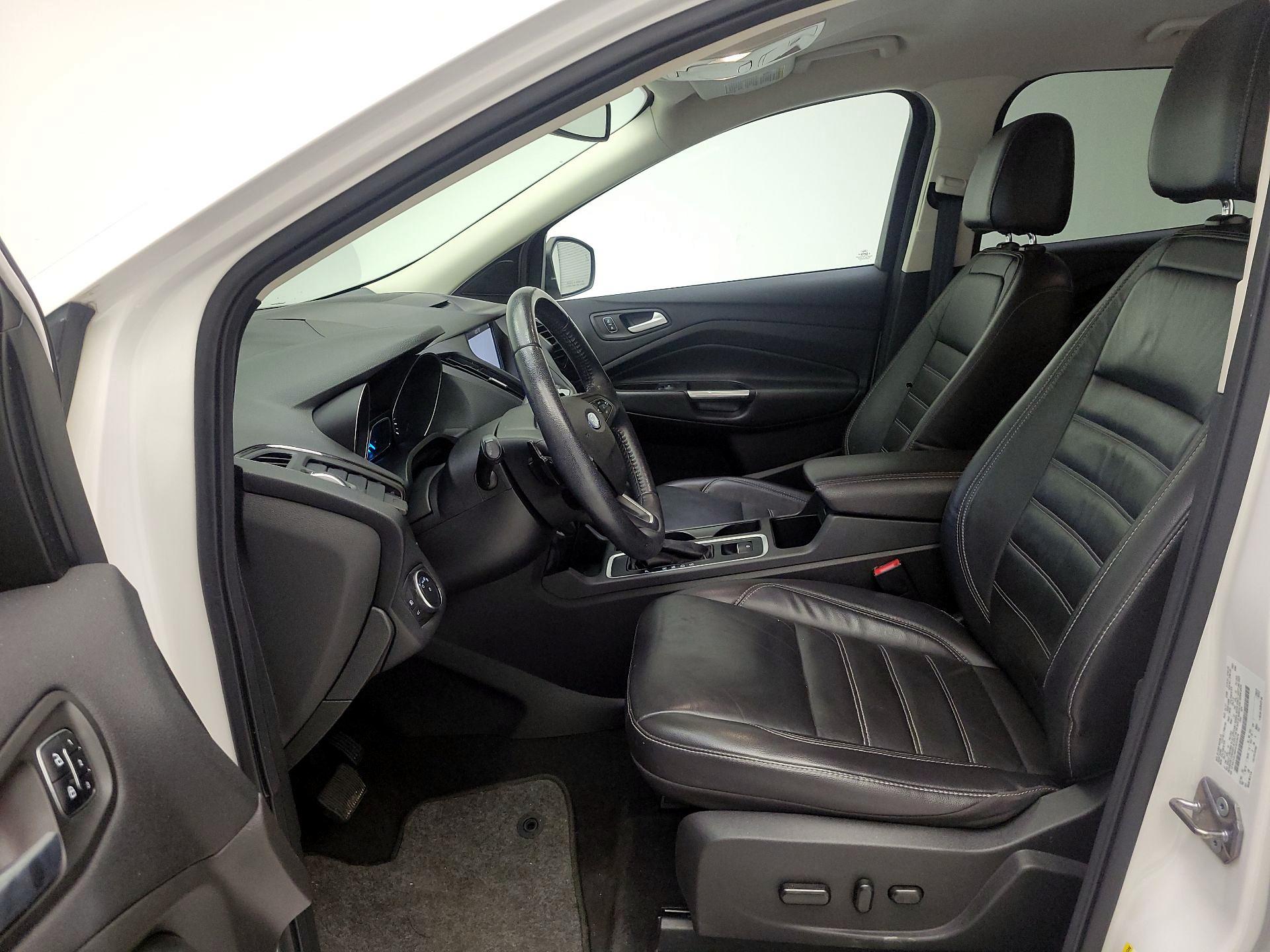 Thumbnail: 2017 Ford Escape - 11