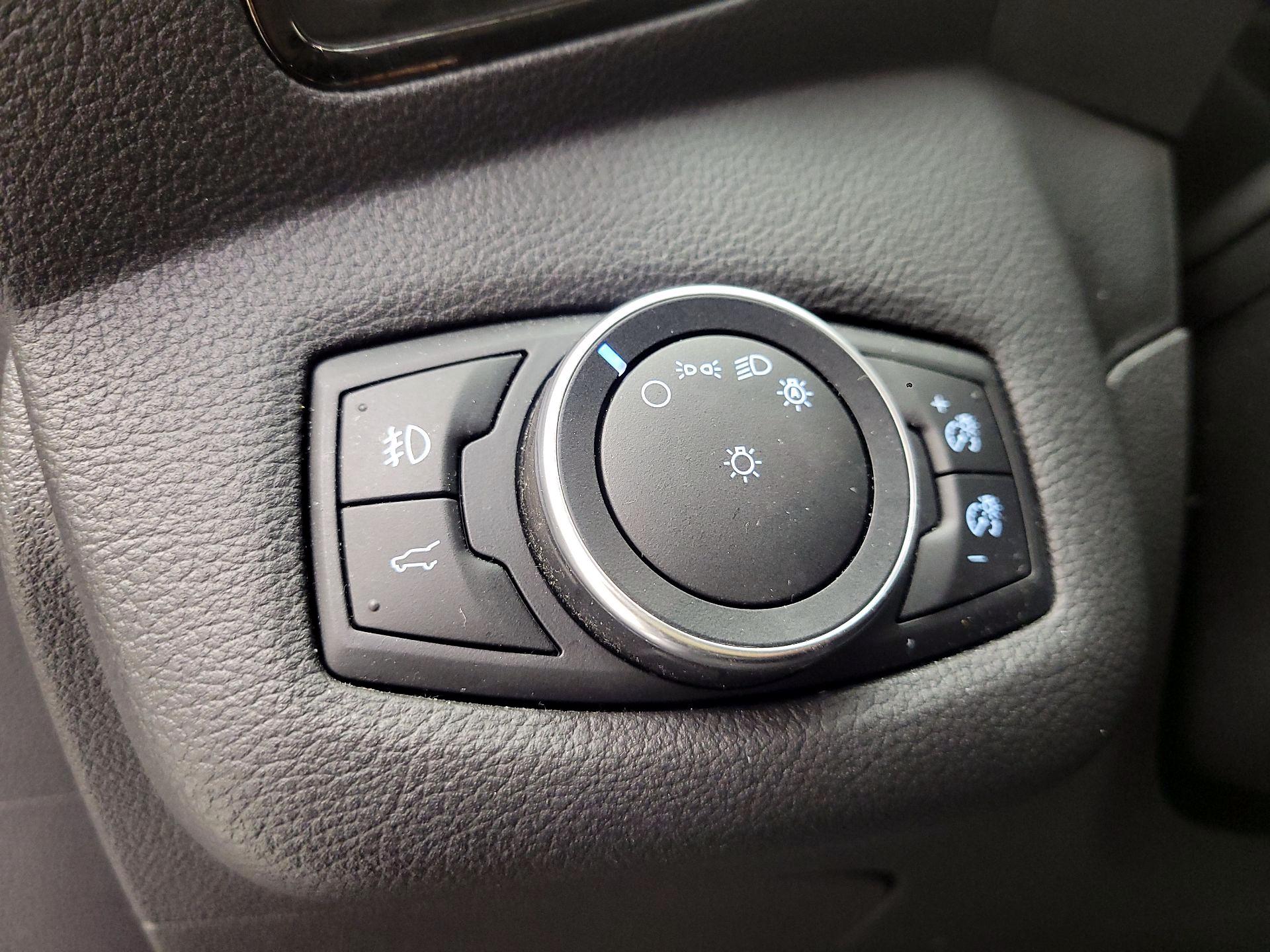 Thumbnail: 2017 Ford Escape - 13