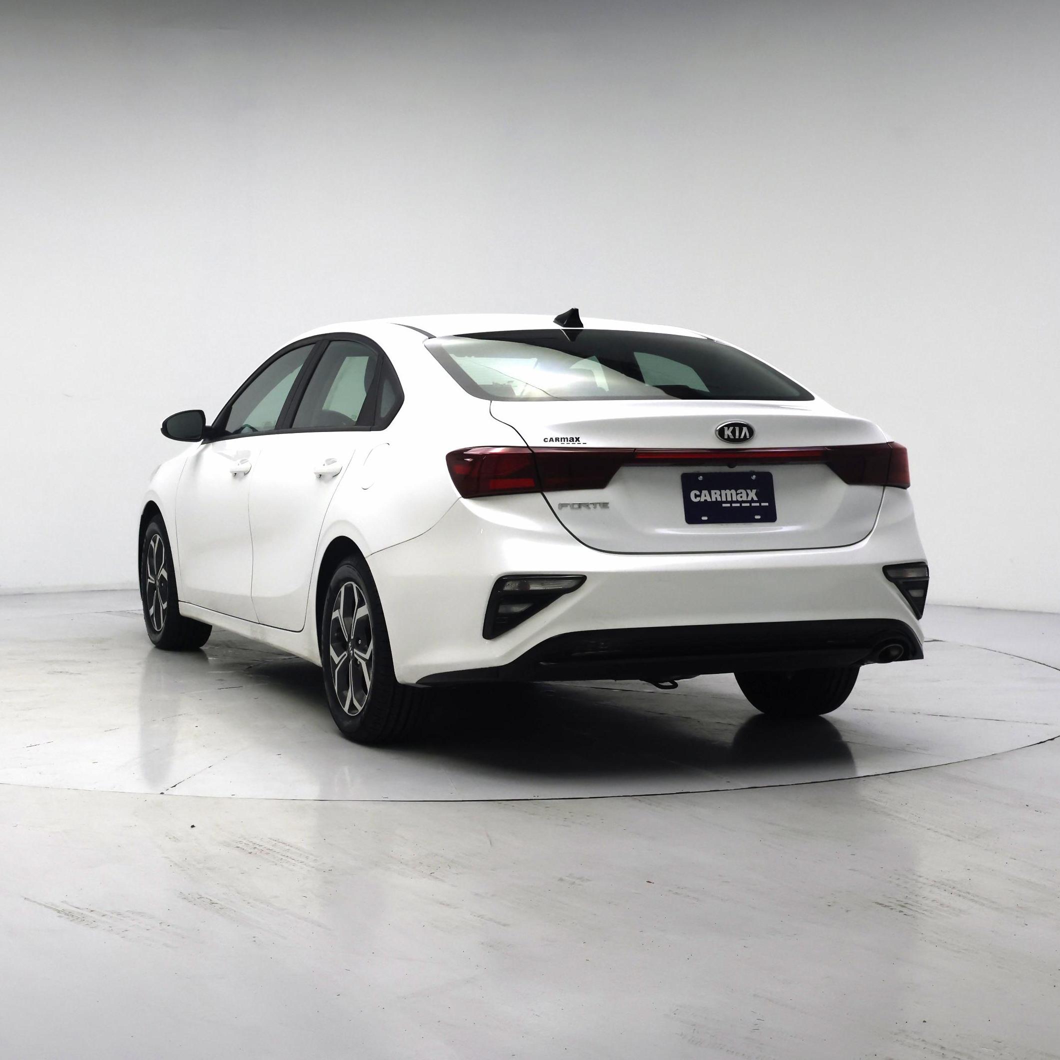 Thumbnail: 2021 Kia Forte - 2