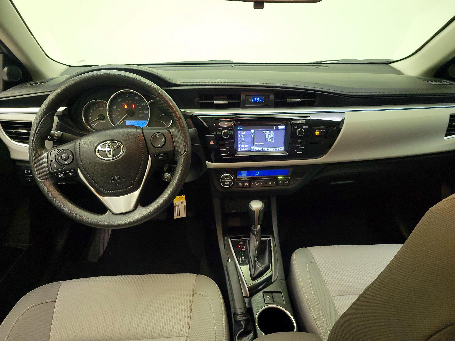 Thumbnail: 2015 Toyota Corolla - 9