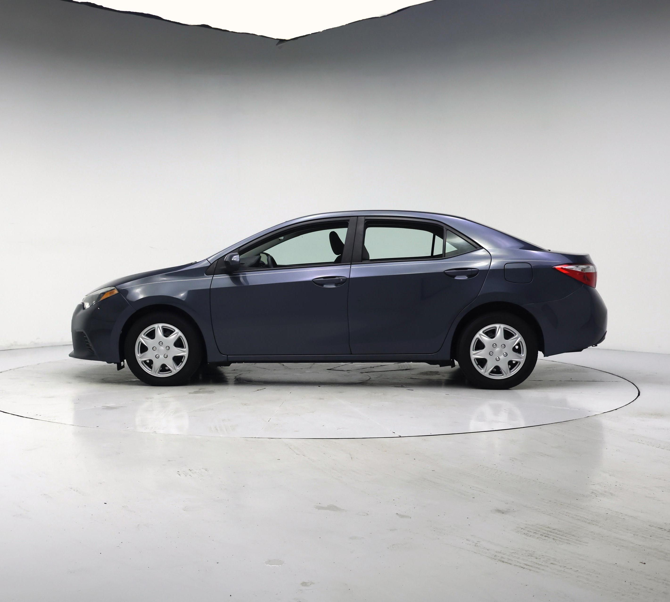 Thumbnail: 2015 Toyota Corolla - 3