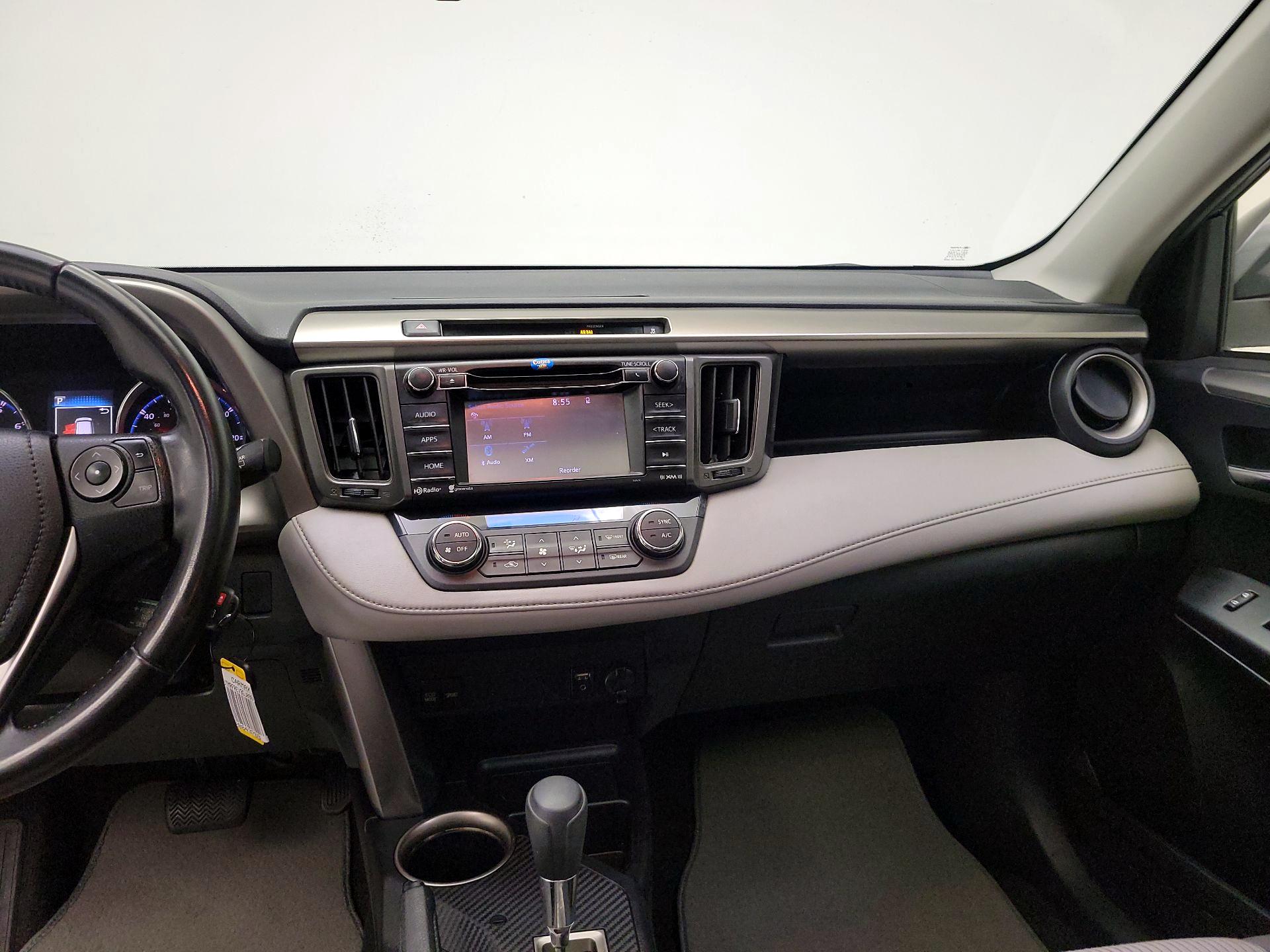 Thumbnail: 2016 Toyota RAV4 - 9