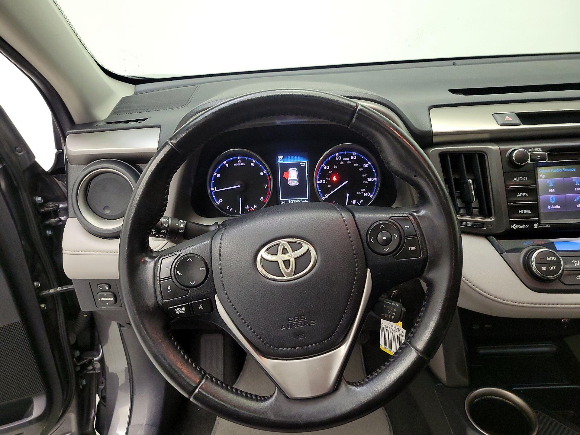 Thumbnail: 2016 Toyota RAV4 - 10