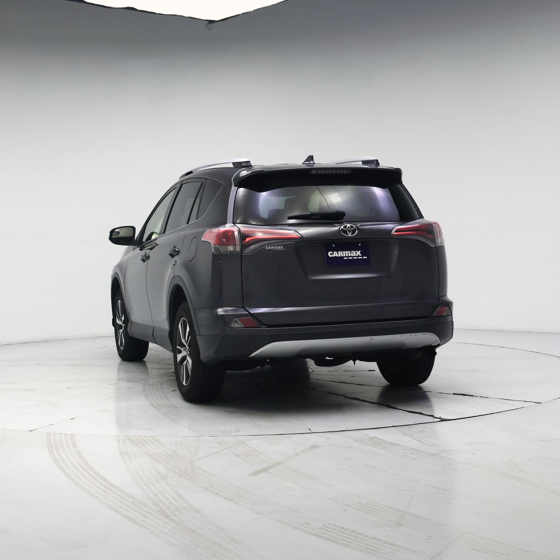 Thumbnail: 2016 Toyota RAV4 - 6