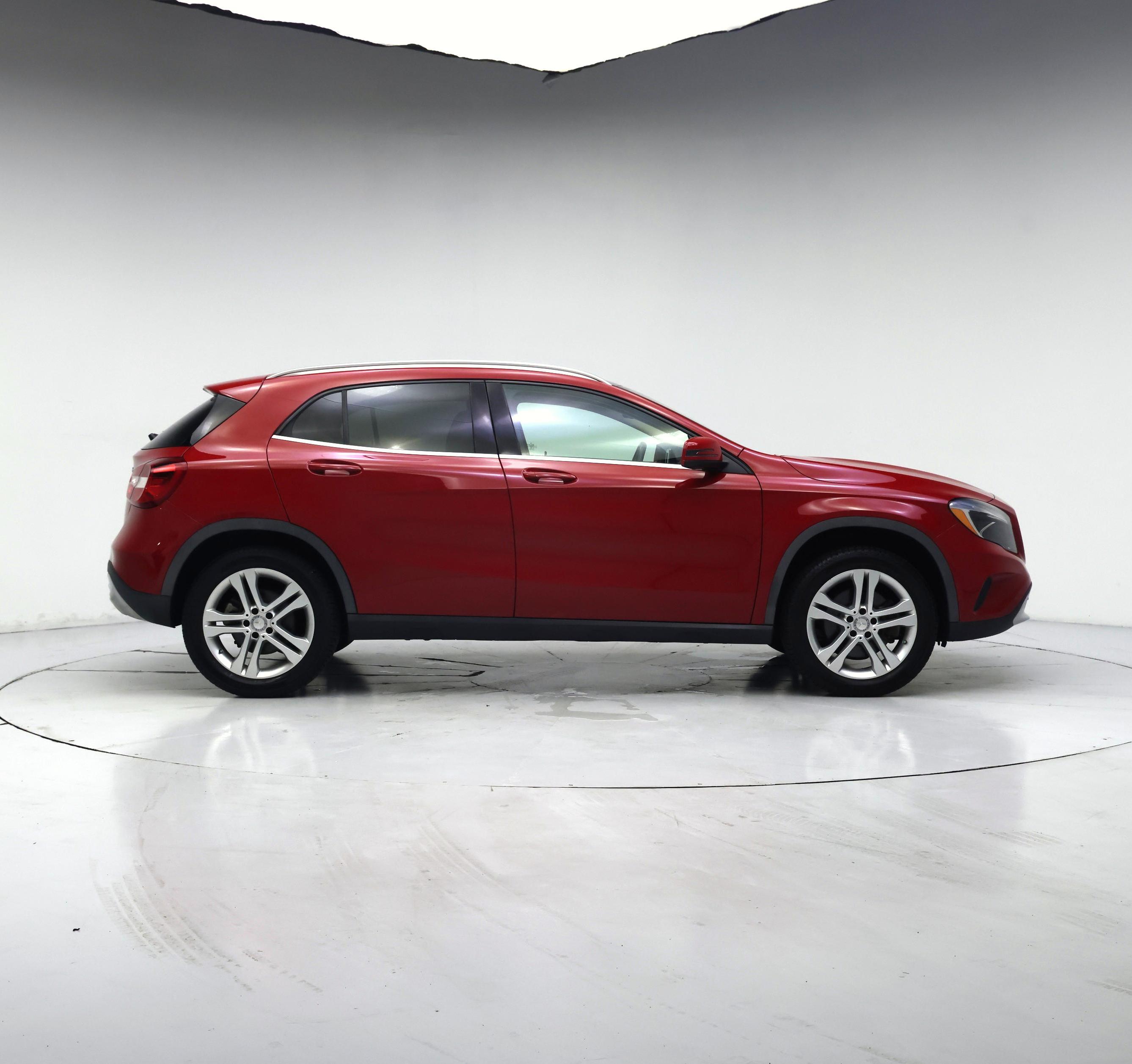 Thumbnail: 2015 Mercedes-Benz GLA - 7
