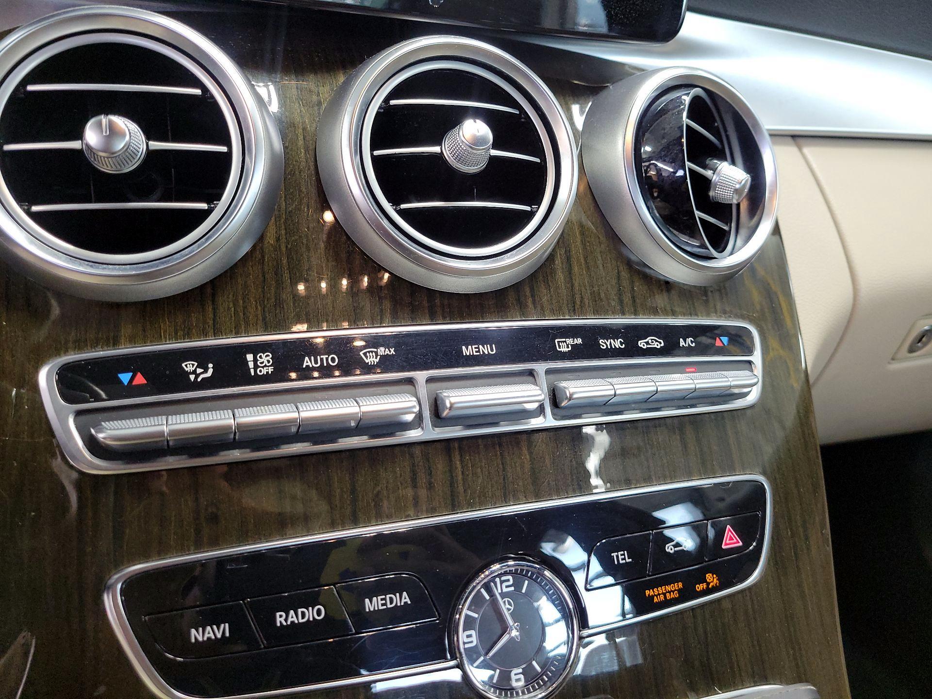 Thumbnail: 2019 Mercedes-Benz C-Class - 16