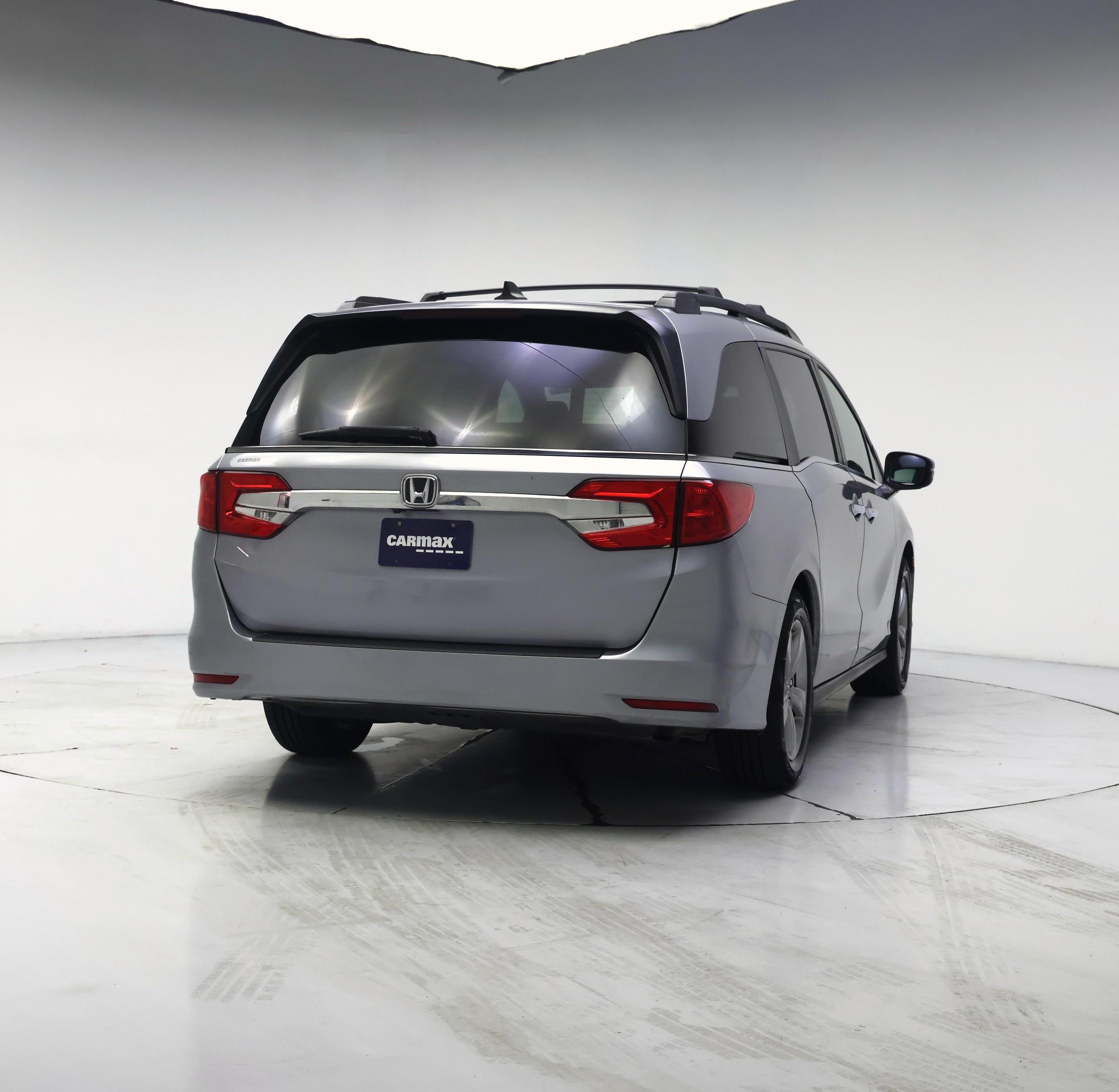 Thumbnail: 2018 Honda Odyssey - 8