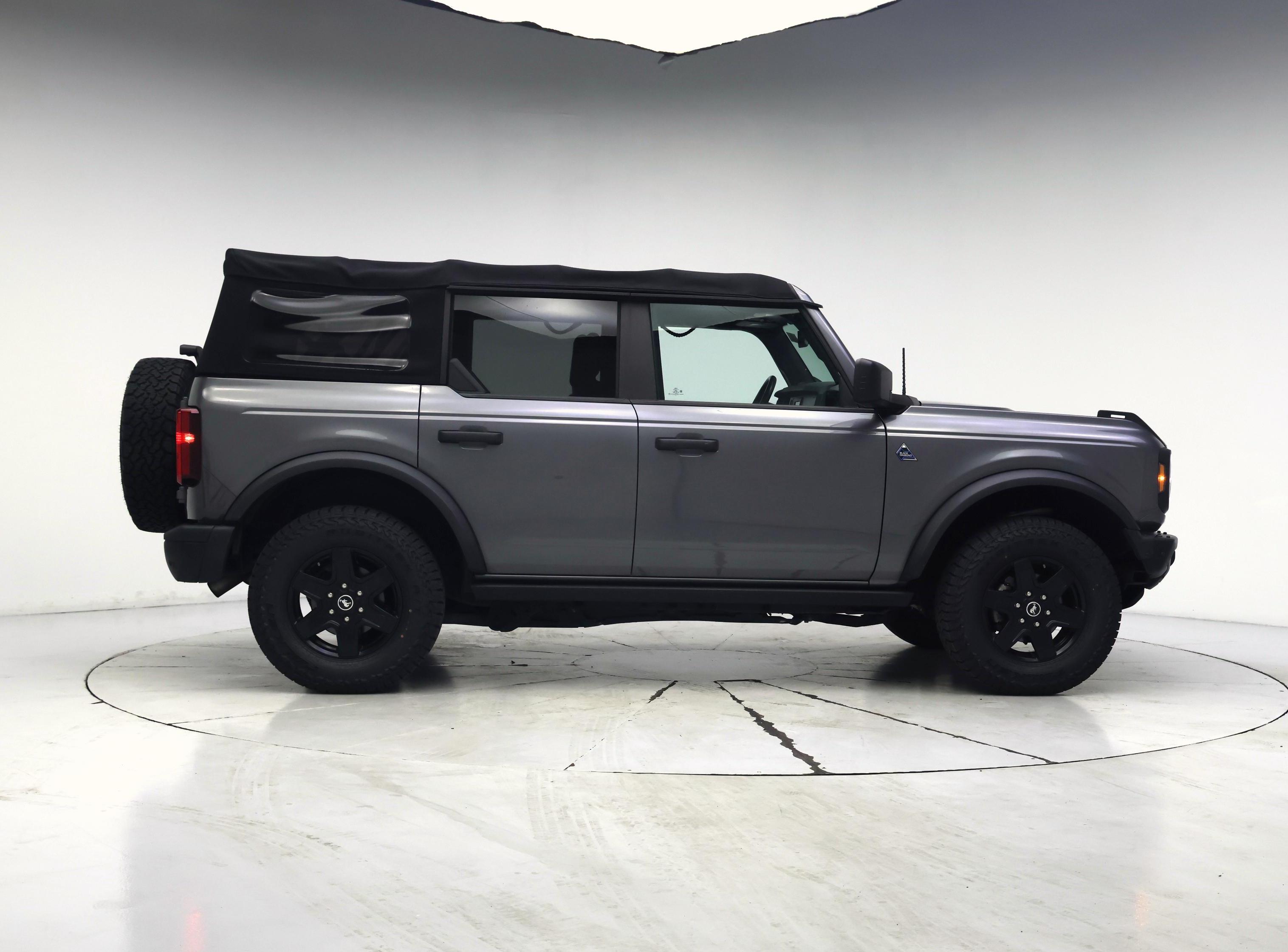 Thumbnail: 2022 Ford Bronco - 7