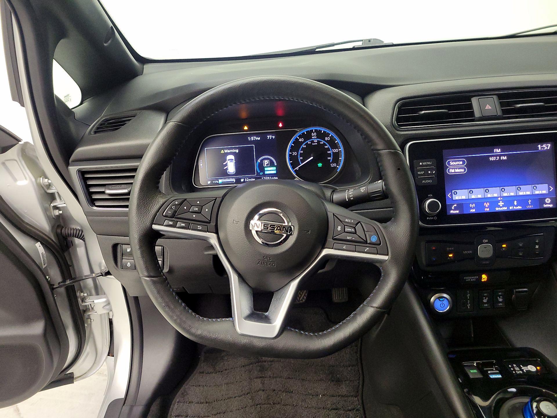 Thumbnail: 2021 Nissan Leaf - 10