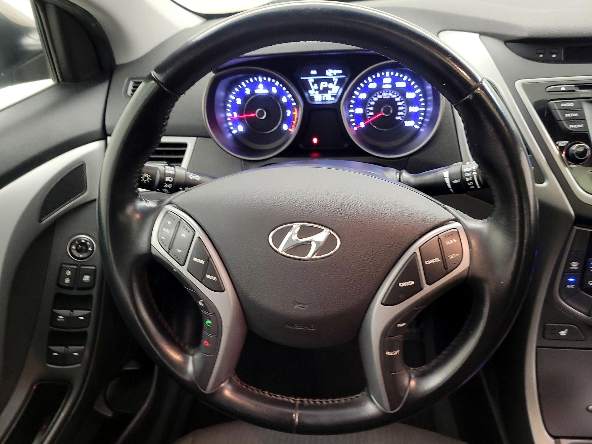 Thumbnail: 2016 Hyundai Elantra - 10